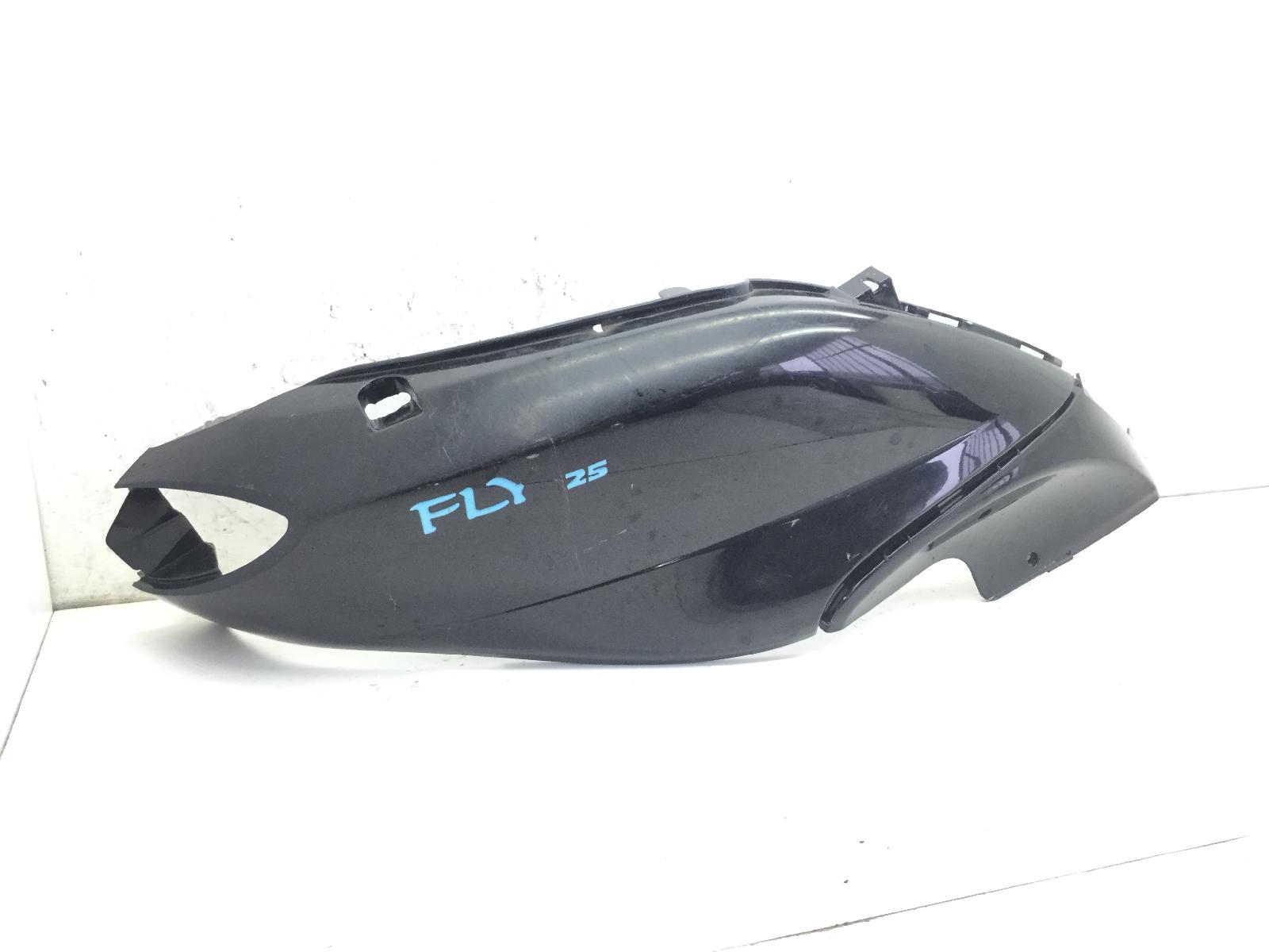 Piaggio fly e3 125 carena fiancata posteriore destra 2007 2007 m57100