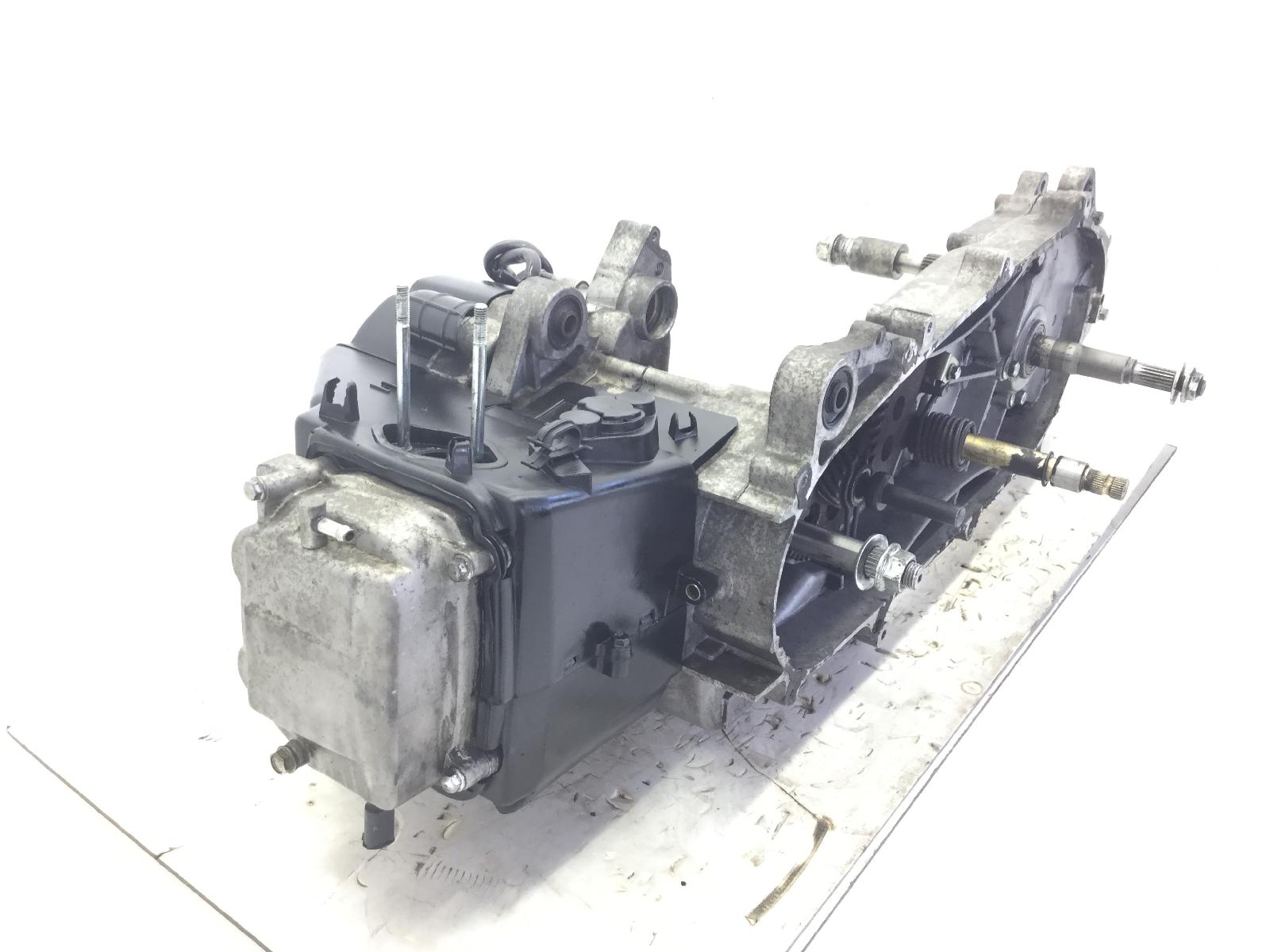 Garelli city four i 150 blocco motore engine mod: 1p58qmj 2010 2010 lp5tck4a9802