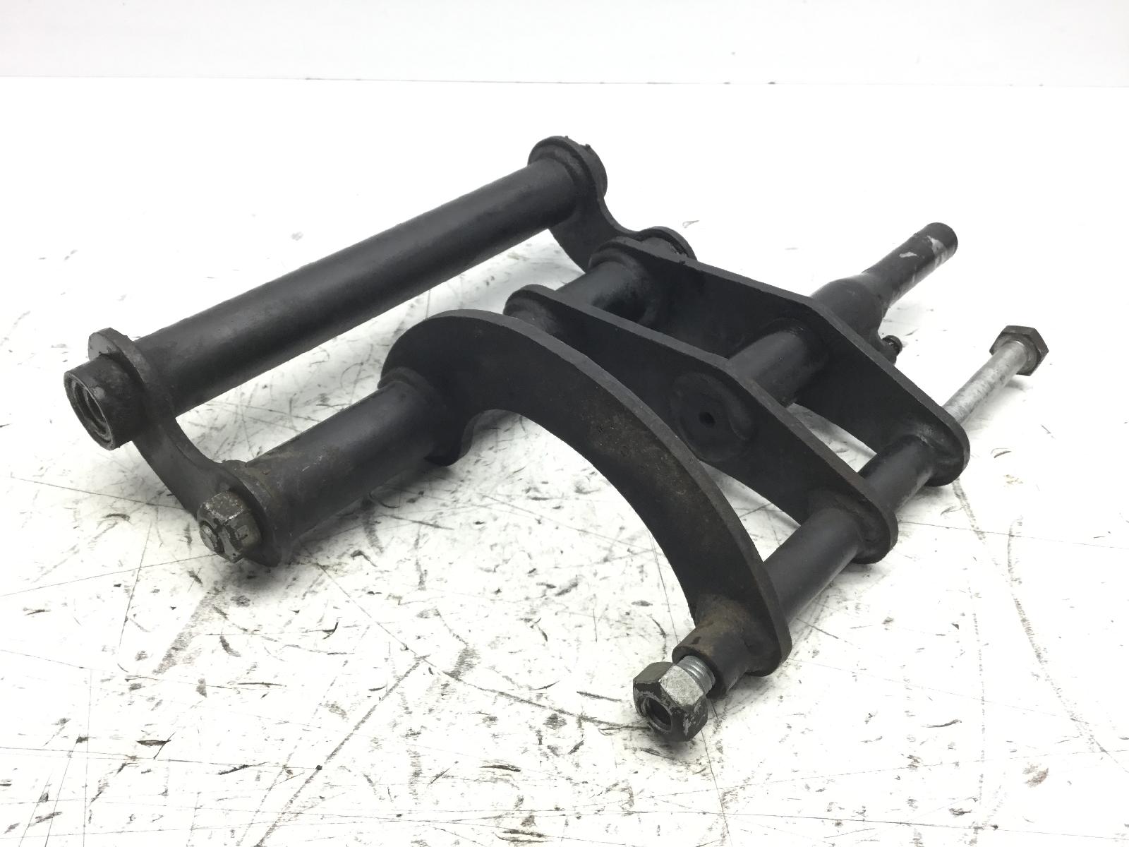 Piaggio skipper st 4t 125 staffa supporto motore 2000 2002 m2100