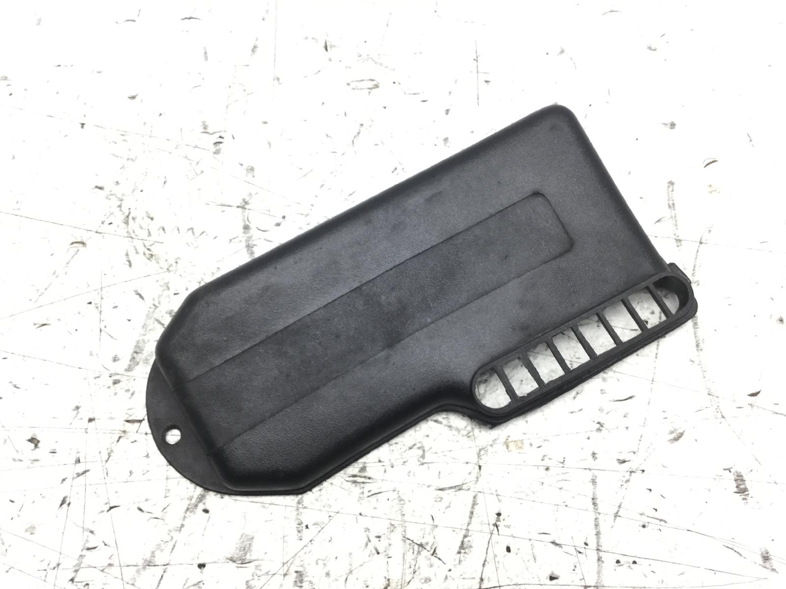 Piaggio skipper st 4t 125 tappo coperchio vano batteria 2000 2002 m2100