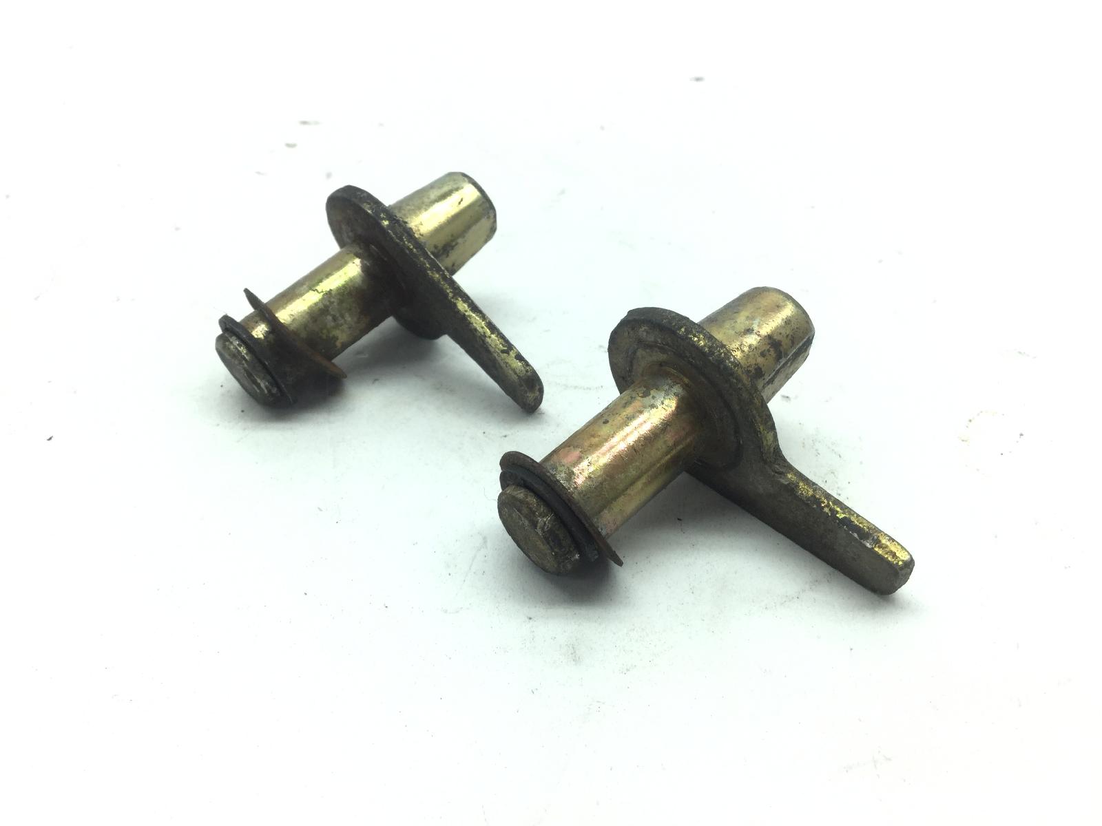 Piaggio skipper st 4t 125 coppia supporti pedane poggiapiedi posteriori 2000 2002 m2100