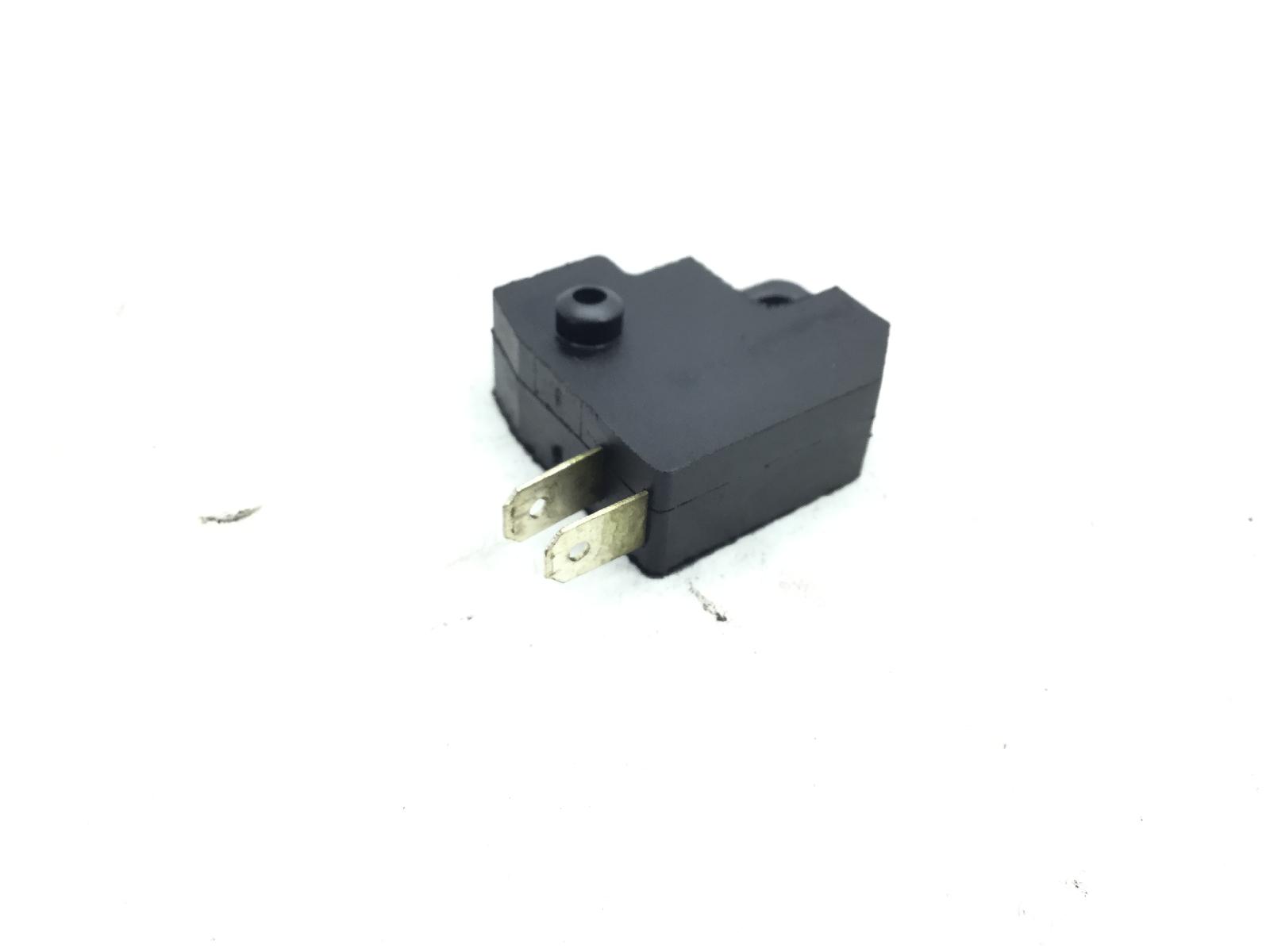 Benelli trk 502 abs 500 sensore stop pompa freno anteriore destra 2017 2017 zbnp16002hb