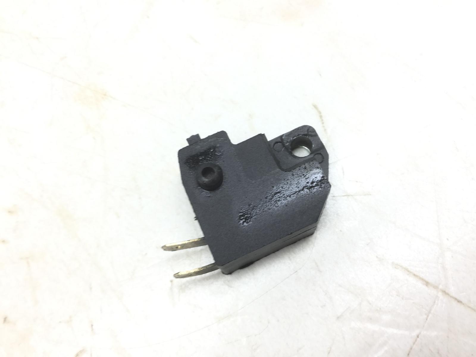 Benelli trk 502 abs 500 sensore micro stop pompa freno anteriore destra 2017 2019 zbnp16003jb8977..