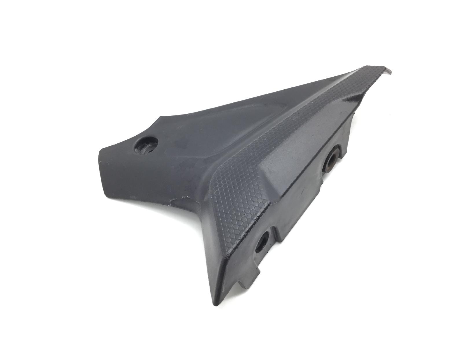 Benelli trk 502 abs 500 carena coperchio posteriore destro 2017 2019 zbnp16003jb8977..