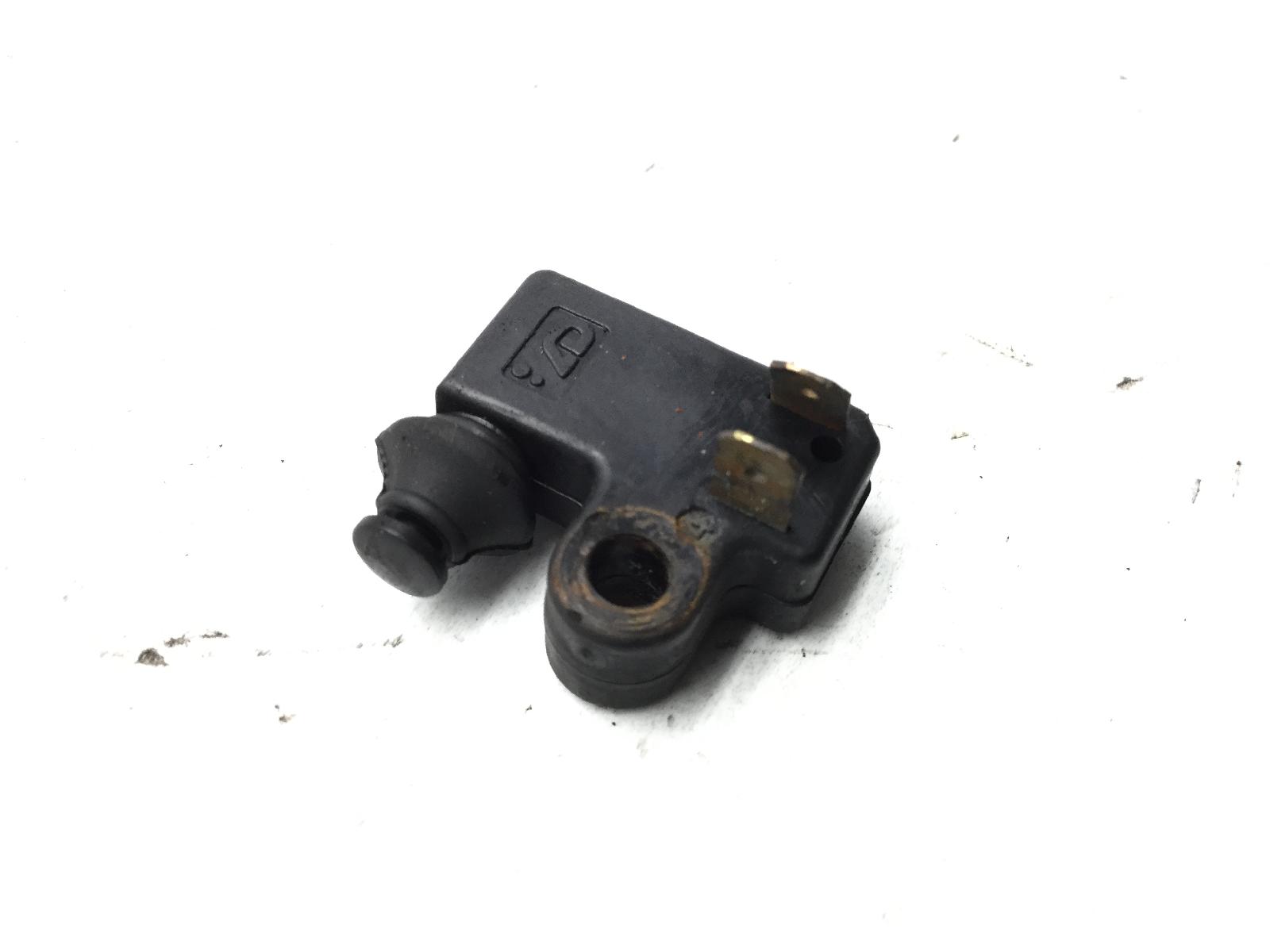 Yamaha majesty yp 400 sensore pulsante stop microstop freno anteriore 2009 2011 sh055