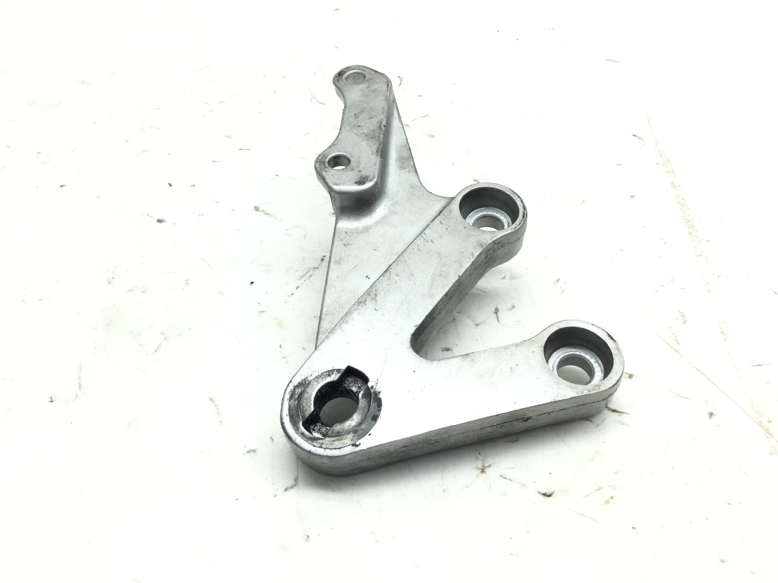 Suzuki gsx-r k1 k3 600 staffa supporto pedana anteriore destra 2001 2001 bg111