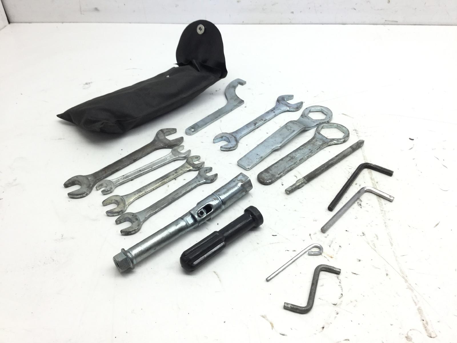 Suzuki gsx-r k1 k3 600 kit attrezzi attrezzatura di bordo 2001 2001 bg111