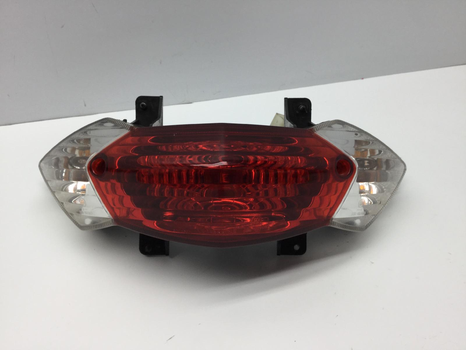 Peugeot tweet 125 faro fanale frecce posteriore 2011 2011 vgalw2aaabs