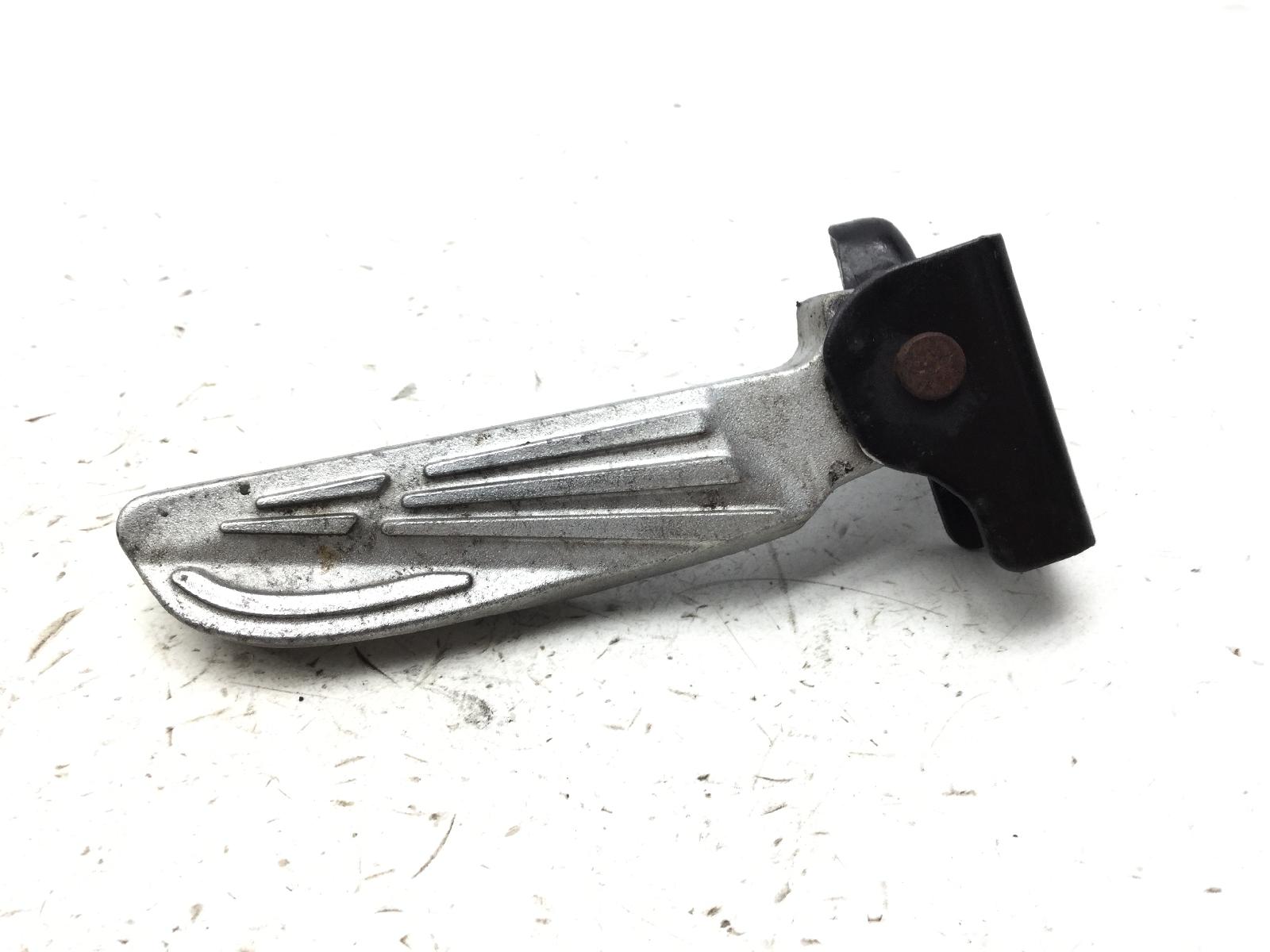 Peugeot tweet 125 pedana poggiapiedi destra con supporto 2011 2011 vgalw2aaabs