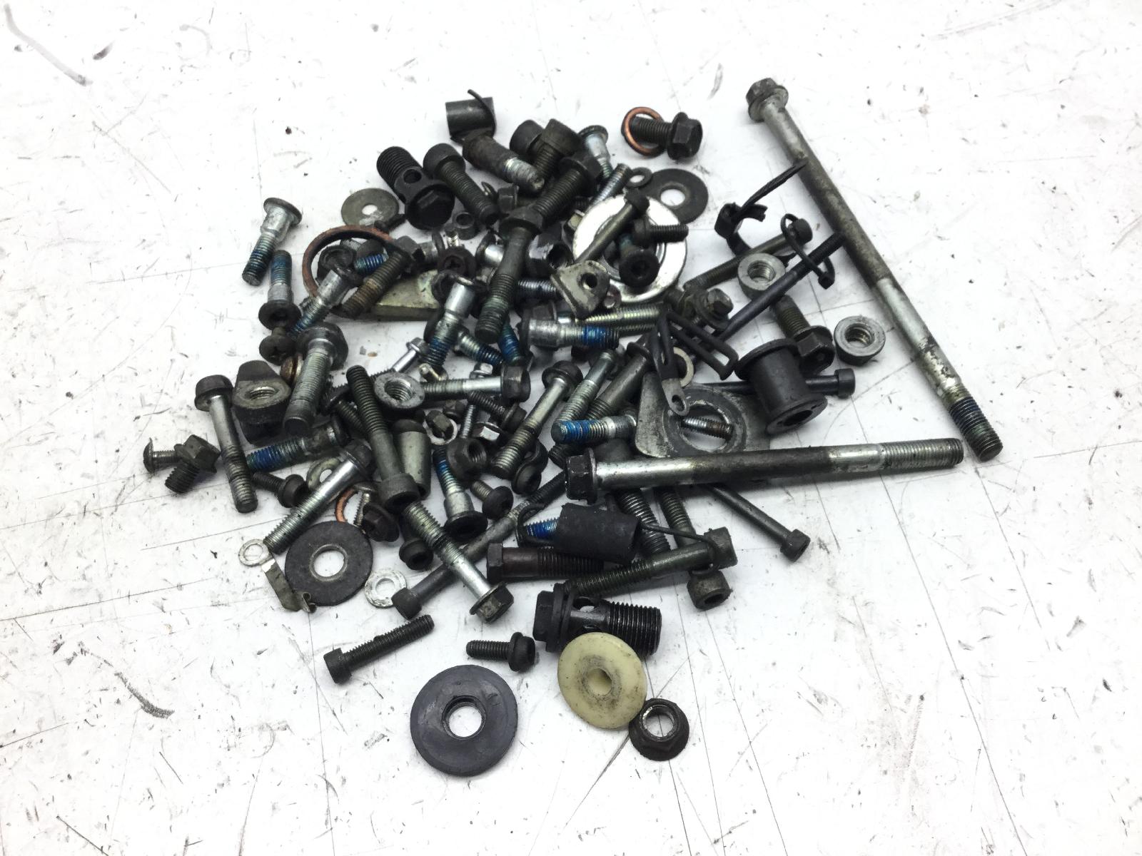 Suzuki gsx 750 kit bulloneria varia telaio 1998 2001 ae111