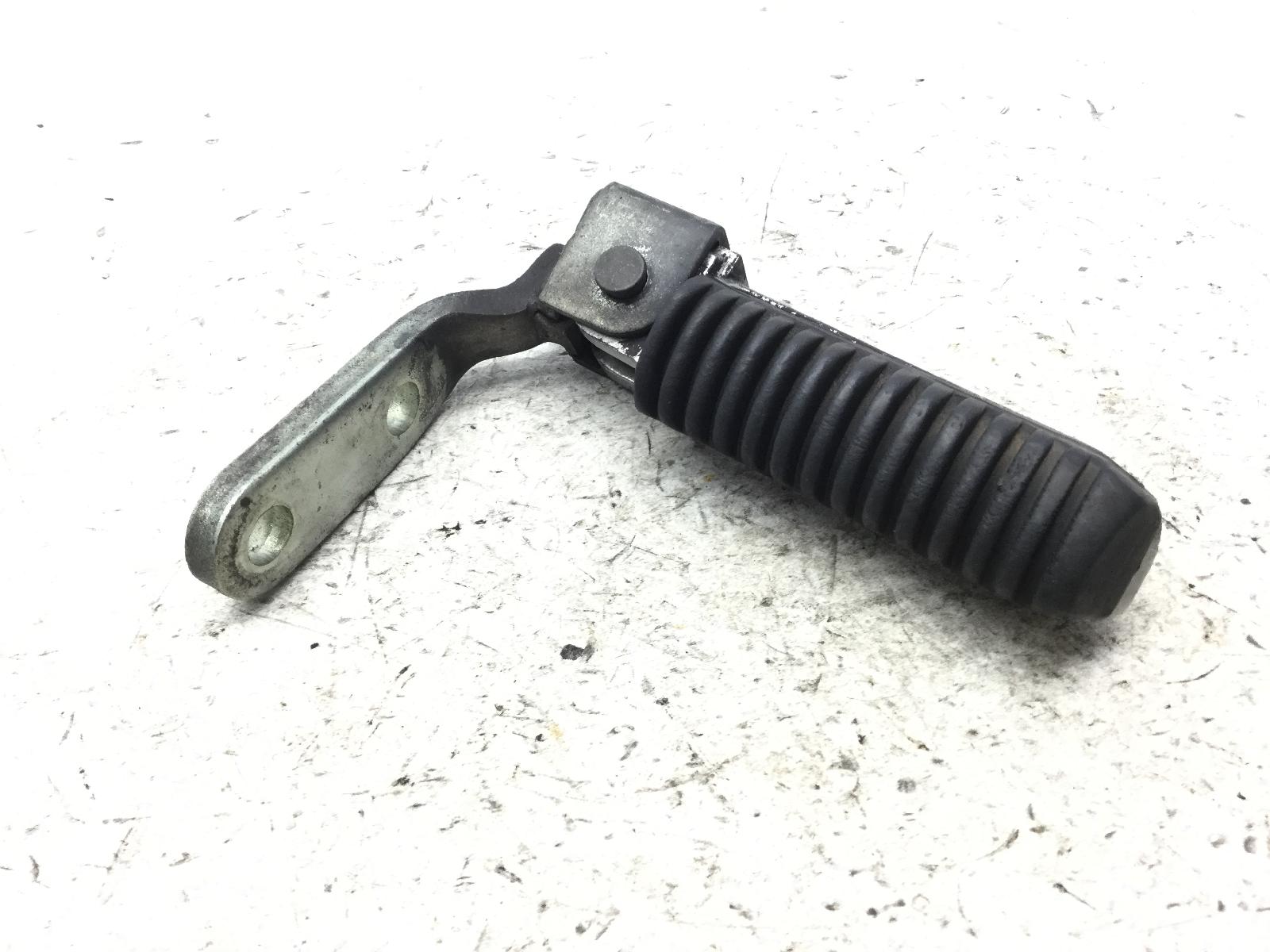 Suzuki gsx 750 pedana poggiapiedi anteriore destra e supporto 1998 2001 ae111
