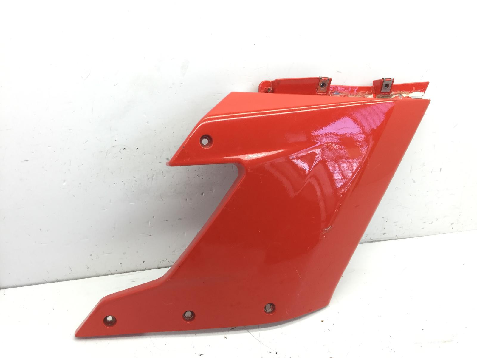 Derbi gpr racing 50 carena fiancata superiore destra - rottura 2004 2005 gr1a1a