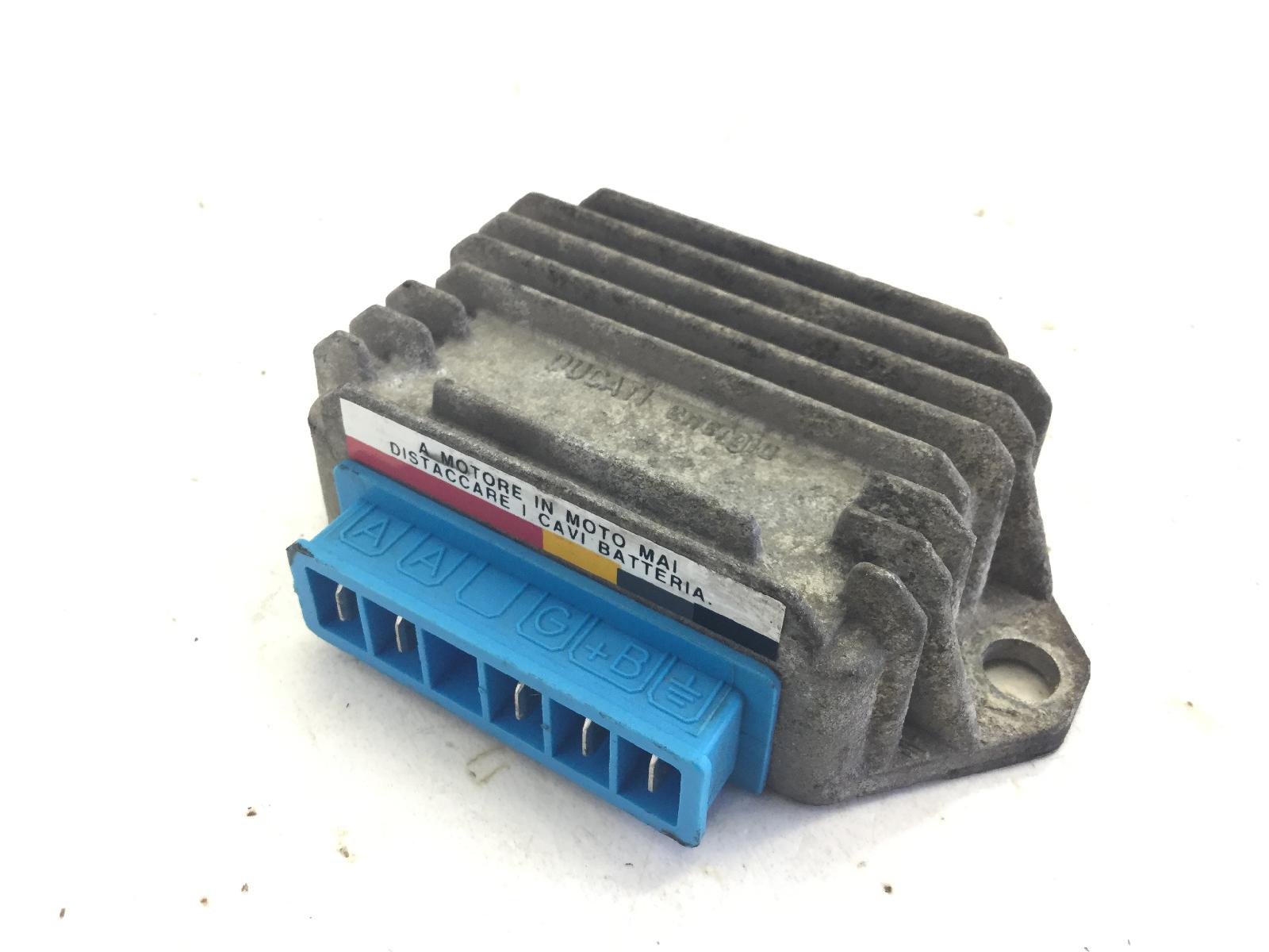Piaggio zip rst 2t 50 regolatore di tensione 1996 1999 c0600