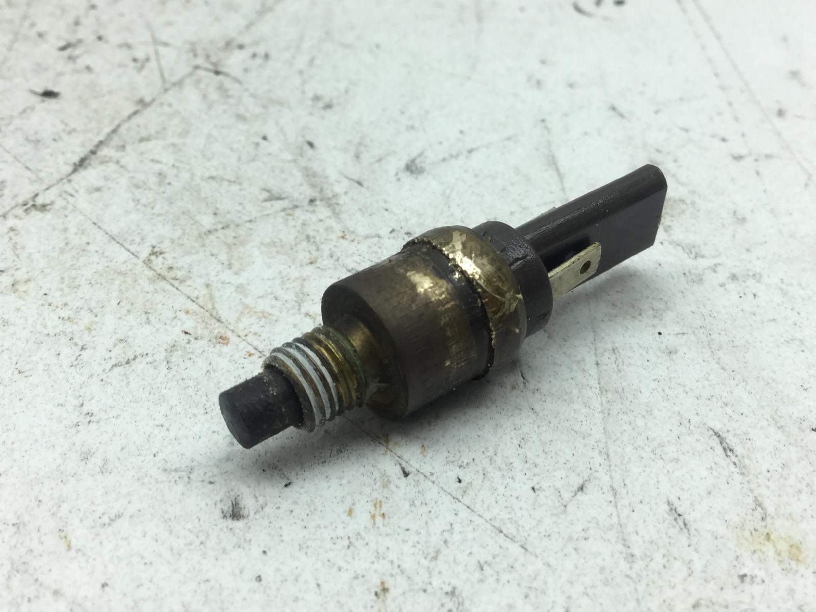 Mbk booster ng next generation 50 sensore microstop freno anteriore destro 1999 1999 vg5sa052 - modello 5fx2