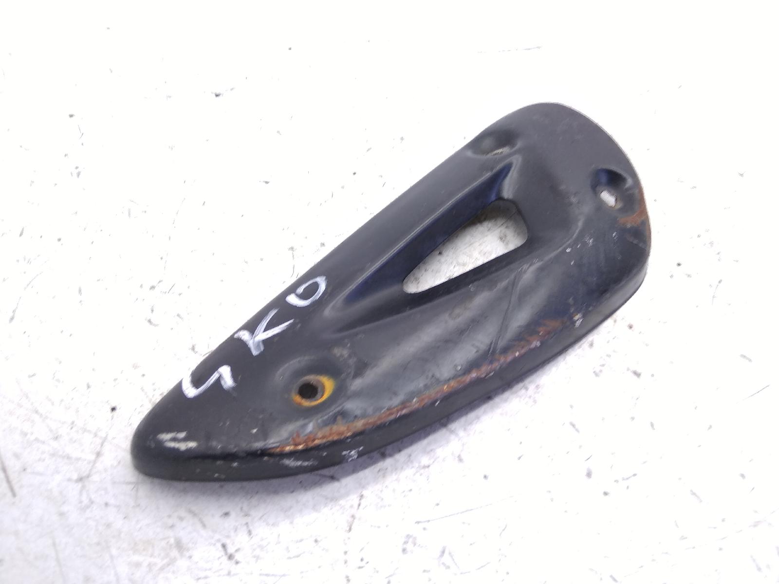 Malaguti f12 phantom 50 piastra protezione calore 1999 2000 4600000