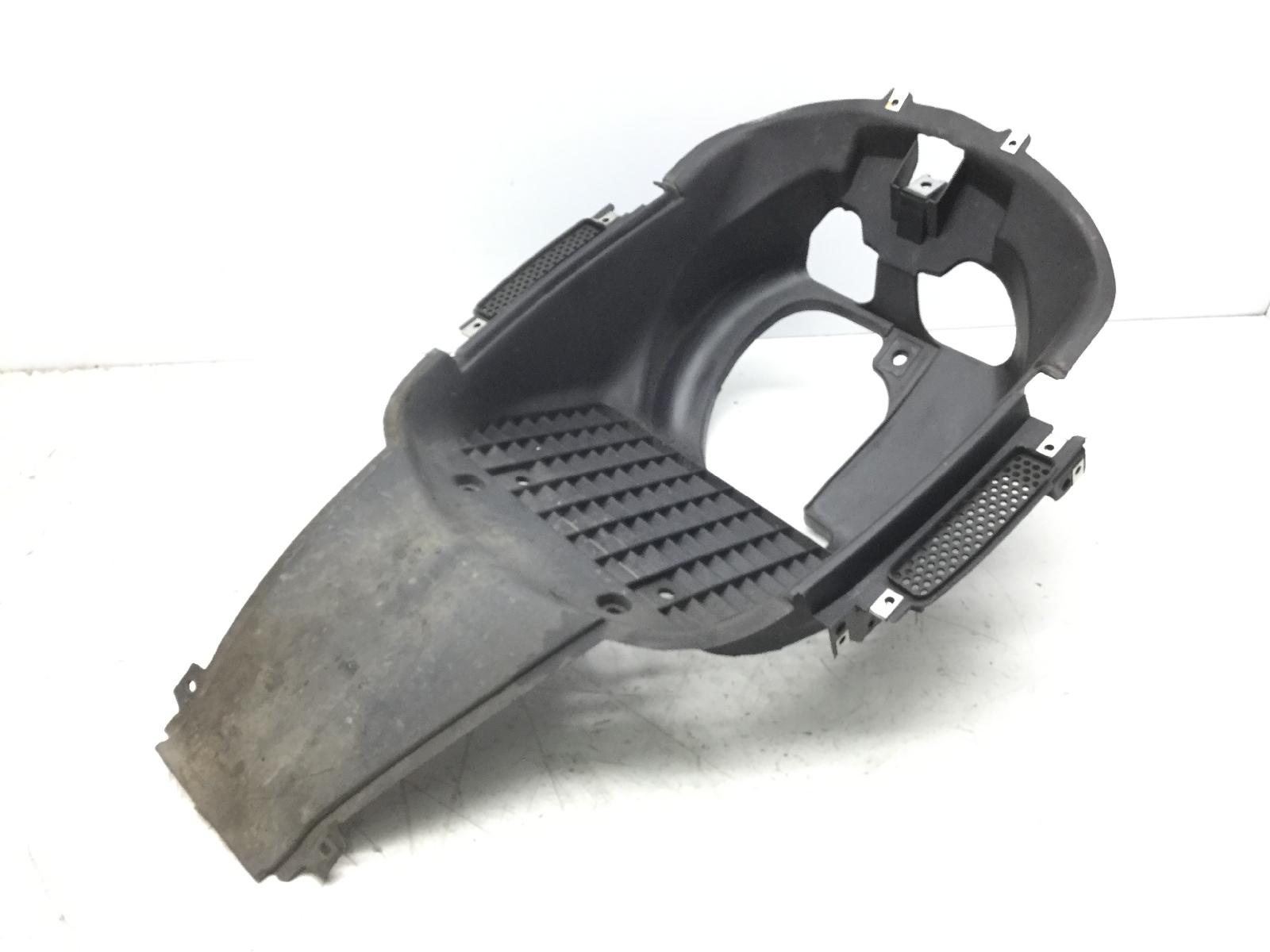 Gilera runner purejet 50 carena chiglia vano ruota anteriore 2002 2004 c36100