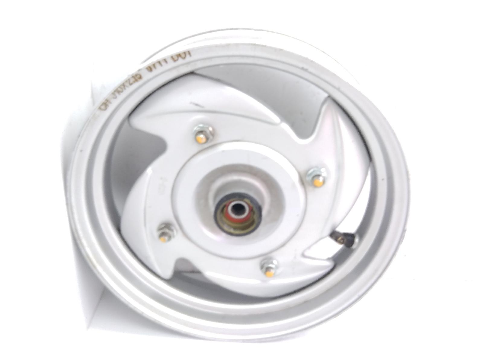 Sym mio 4t 50 cerchio ruota anteriore 10 x 2.15 - difetti su bordo 2009 2009 rfghu05wxbs