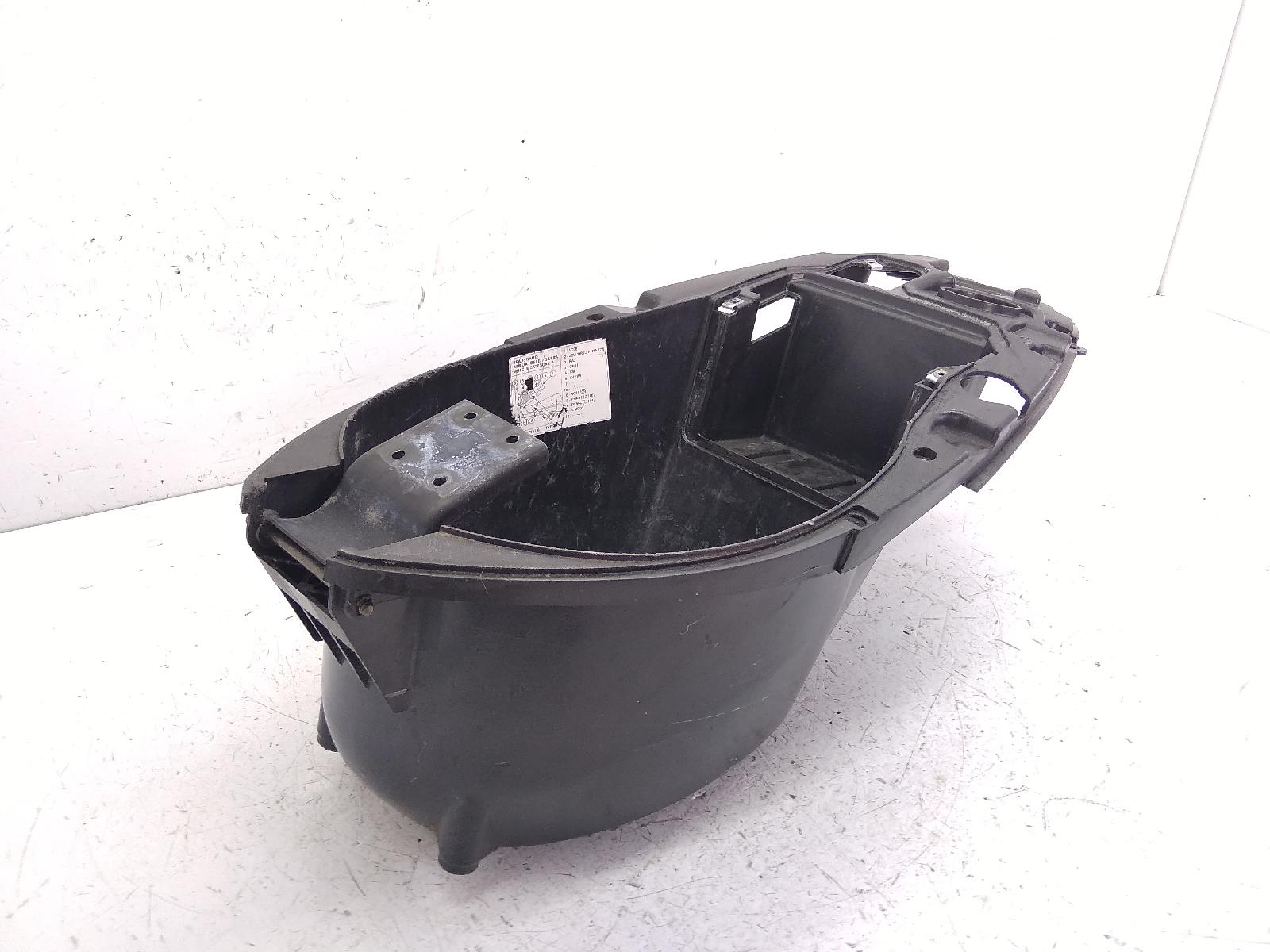 Derbi variant sport 2t 50 carena vano sottosella 2012 2012 sba00