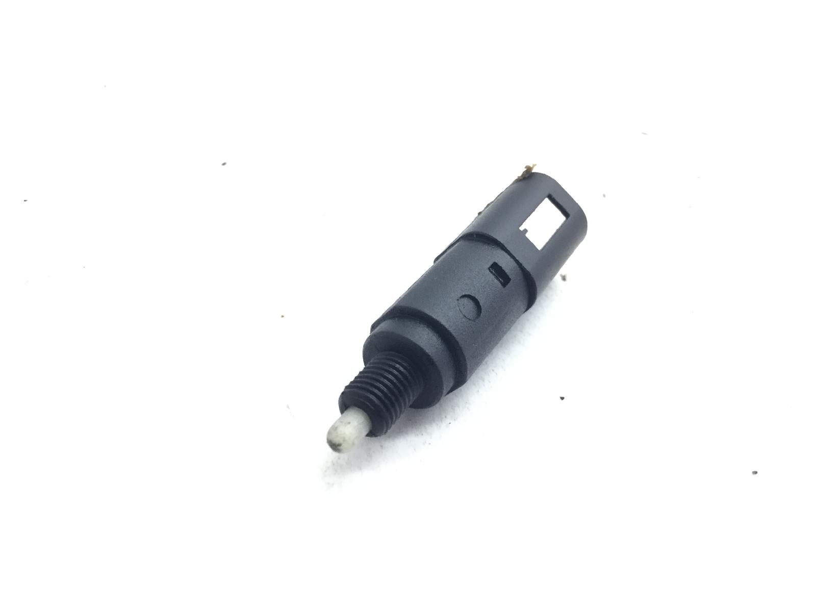 Piaggio vespa gts super 300 sensore microstop pompa freno anteriore dx 2008 2016 m4520000