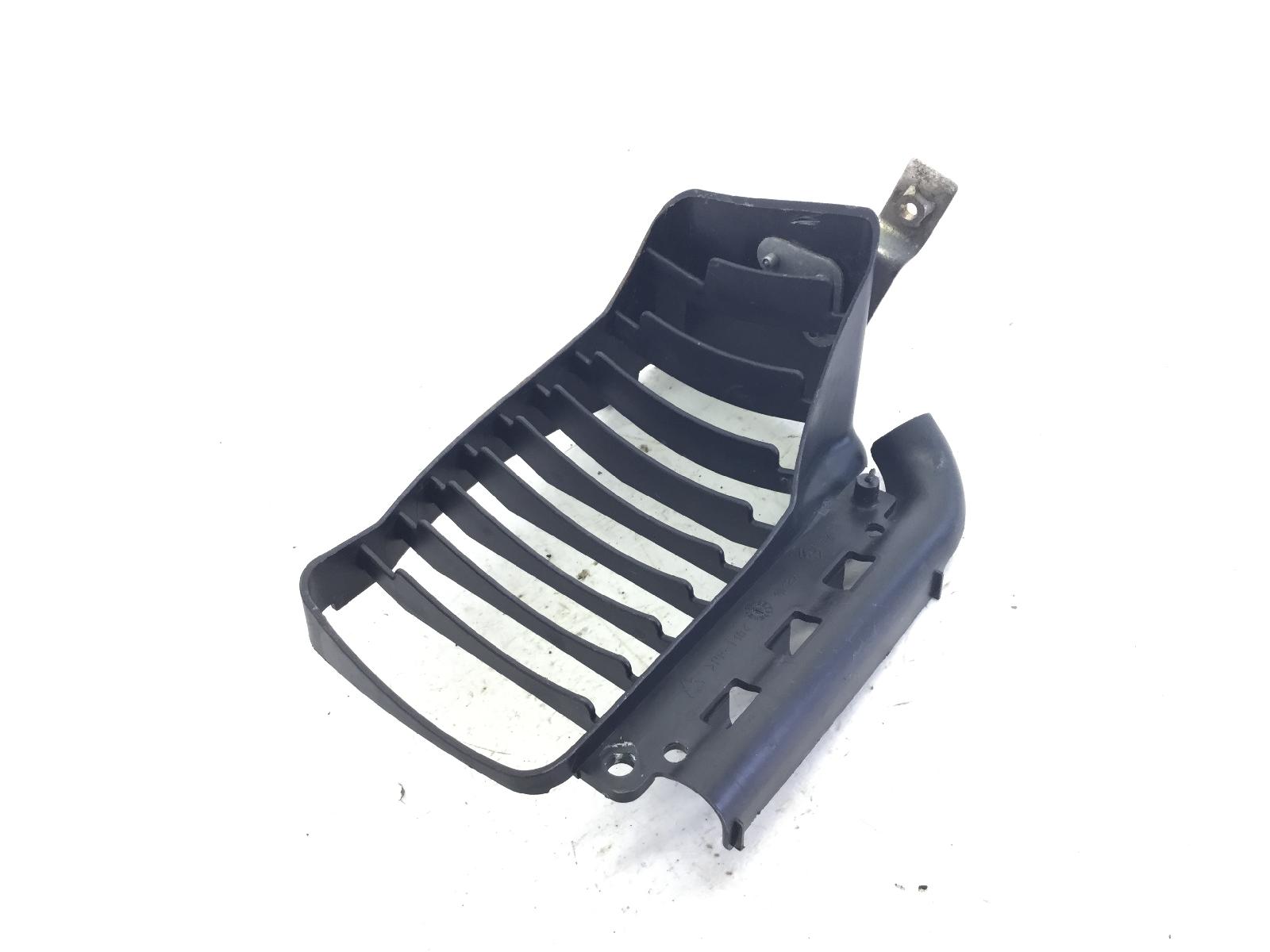 Piaggio vespa gts super 300 carena griglia radiatore destro 2008 2016 m4520000
