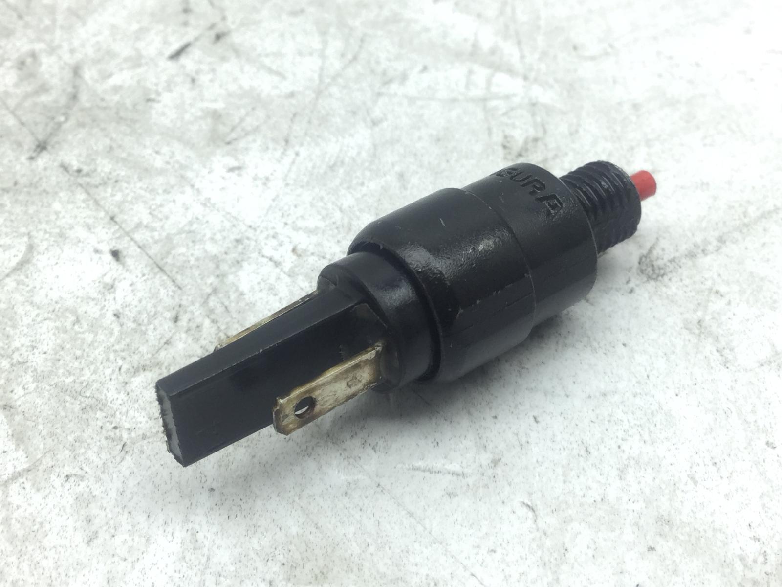Piaggio vespa gts super 300 sensore stop microstop freno anteriore destro 2008 2016 m4520000