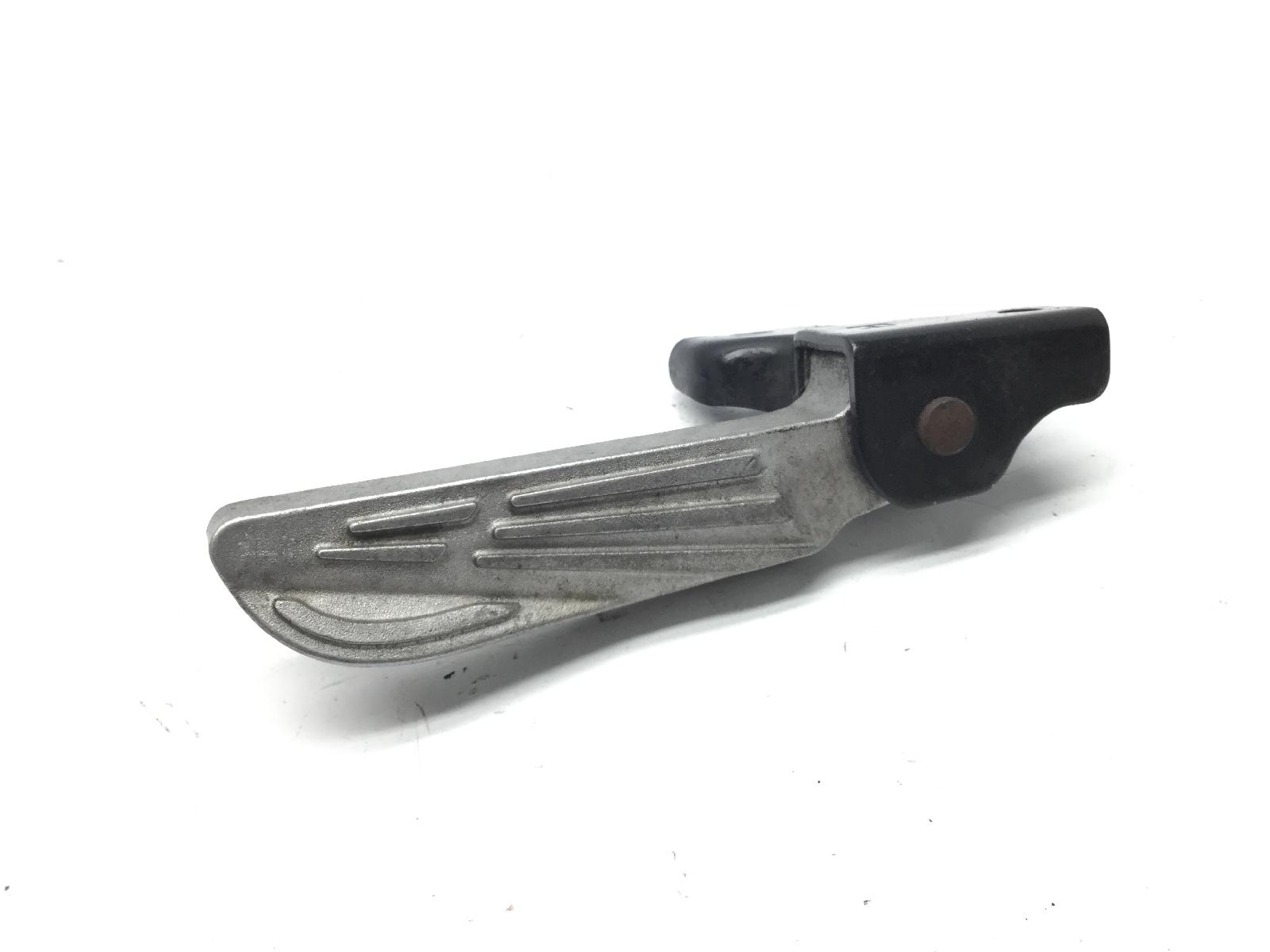 Peugeot tweet rs 125 pedana poggiapiedi destra posteriore 2012 2012 vgalw2aaabs