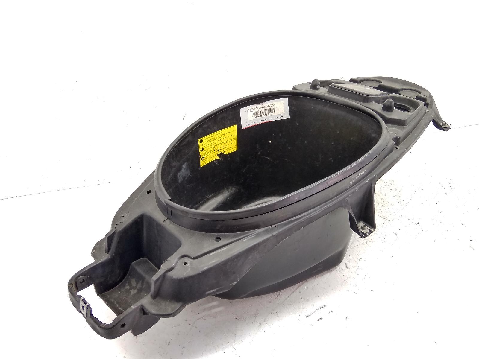 Aprilia sr 125 carena vano sottosella 1999 2001 pxa00