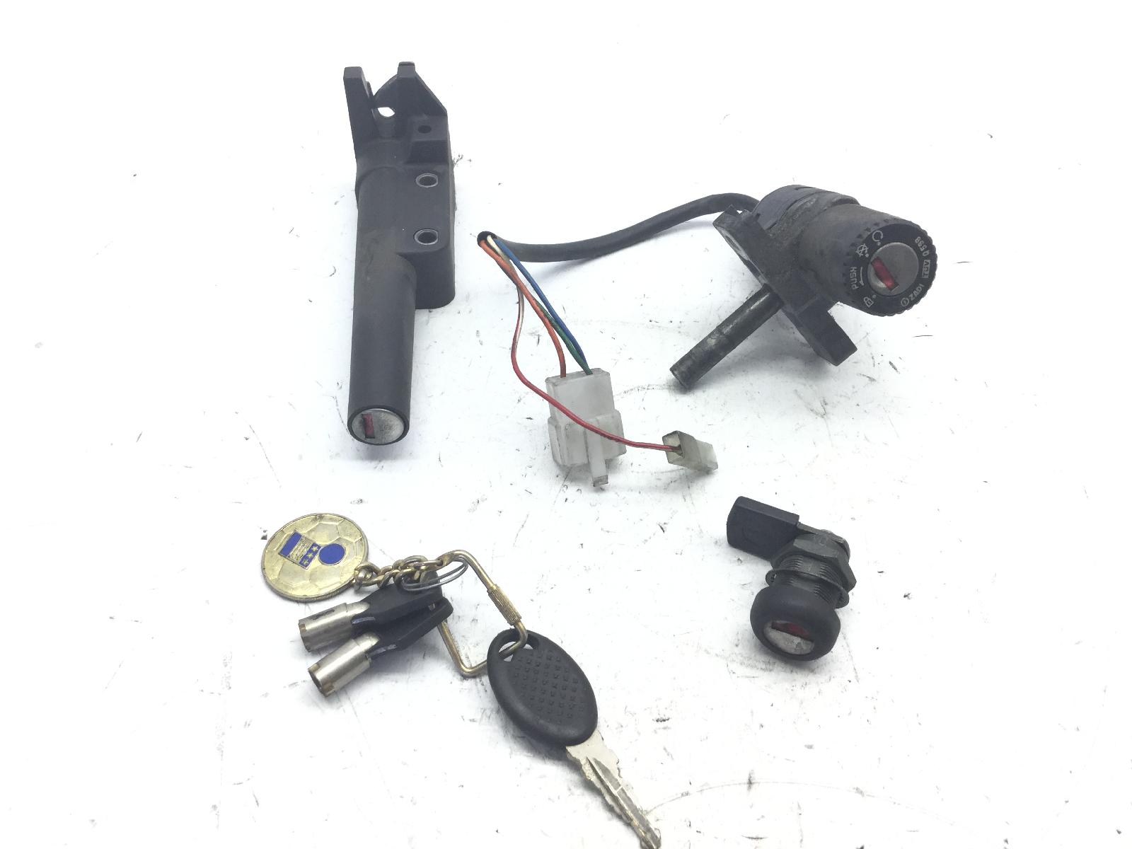 Aprilia sr 125 blocchetto acccensione completo di serrature e chiavi 1999 2001 pxa00
