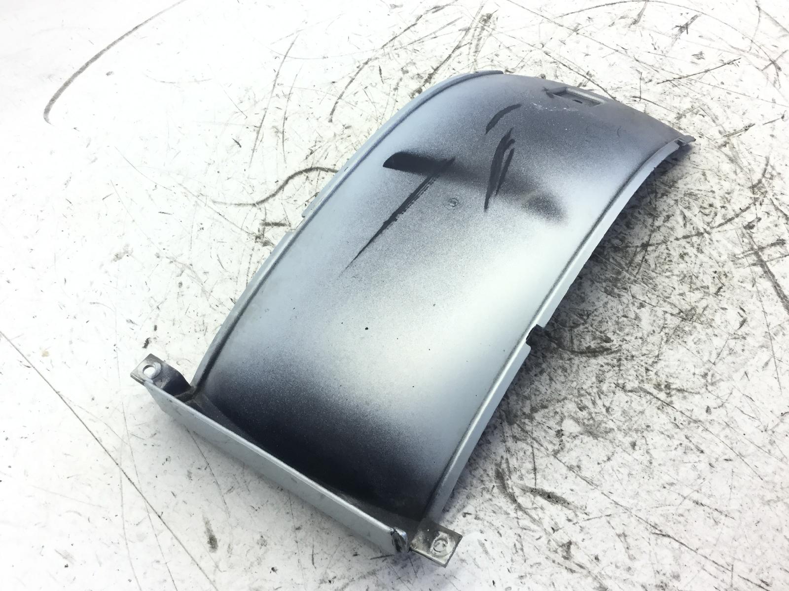 Yamaha yh why 50 carena chiglia anteriore vano passaruota 2006 2006 sa03e