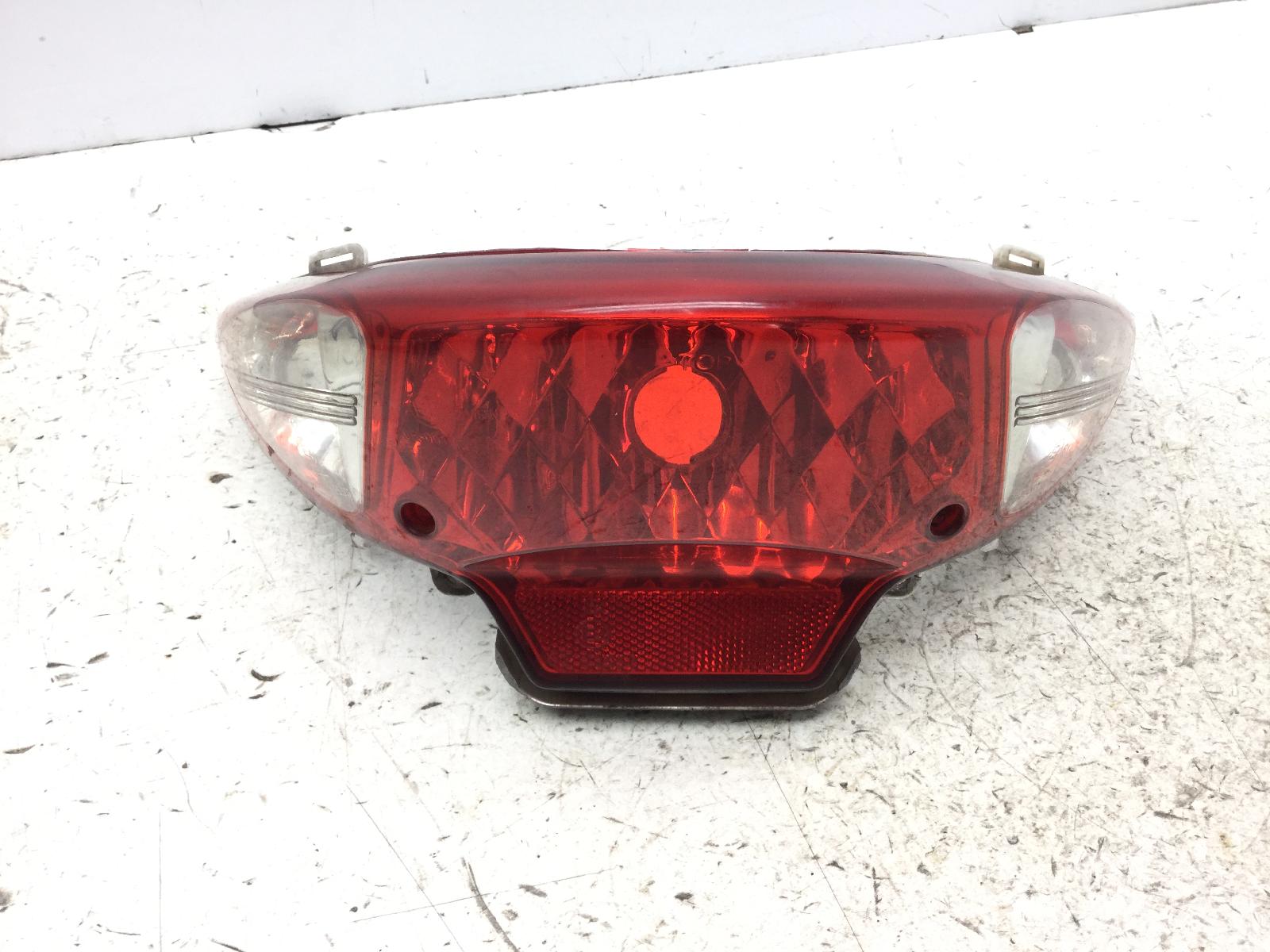 Sym symphony s 150 faro fanale frecce posteriore no cablaggio 2010 2010 lxmay15w19x