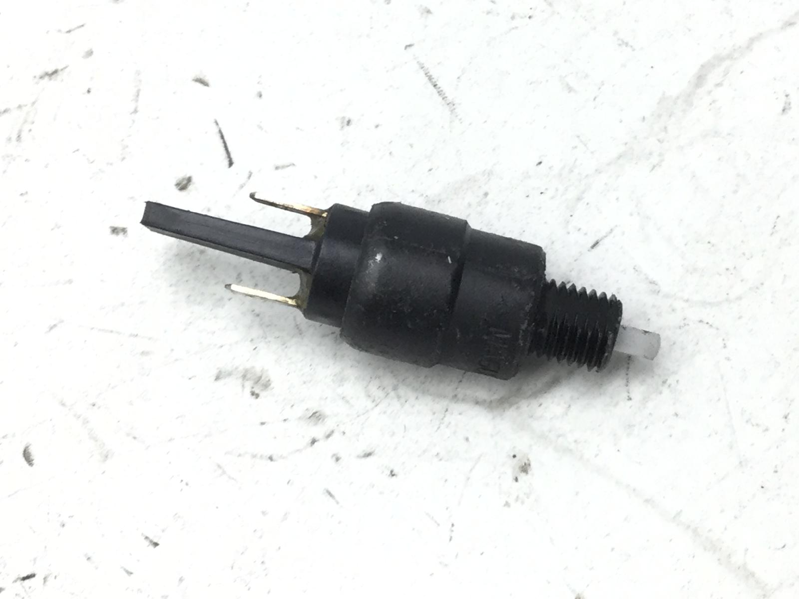 Piaggio mp3 mic 250 sensore pulsante stop microstop freno anteriore 2008 2009 m63200
