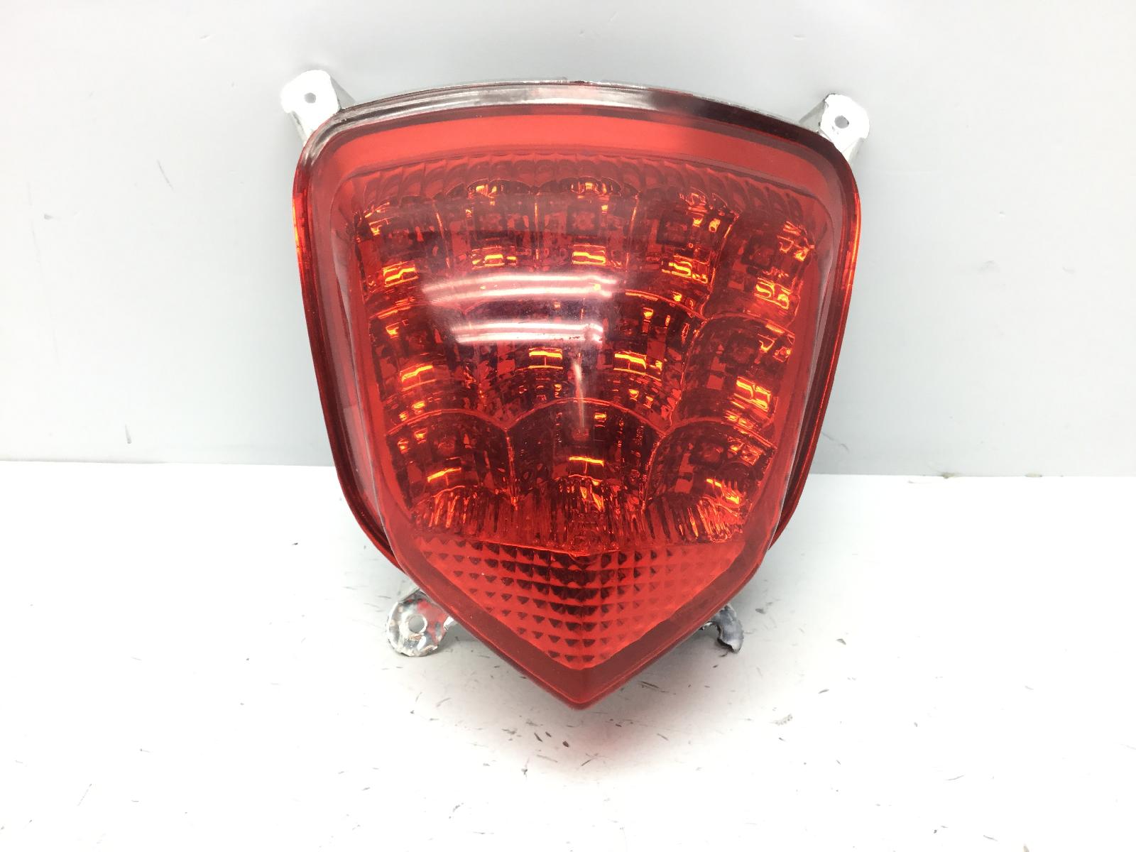 Aspes vega hybrid 50 faro fanale posteriore attacchi rotti 2010 2015 lydngb409c