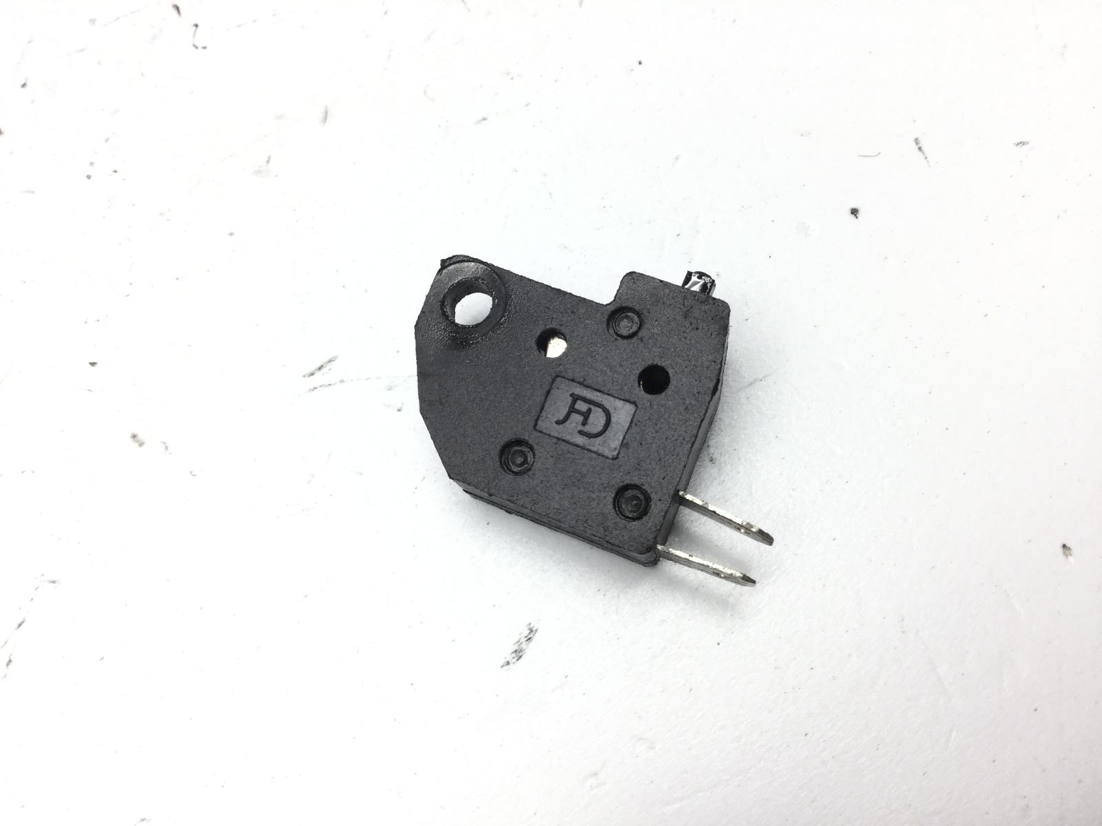 Sym symphony s 125 sensore pulsante stop microstop freno anteriore 2013 2014 lxmay12wycx