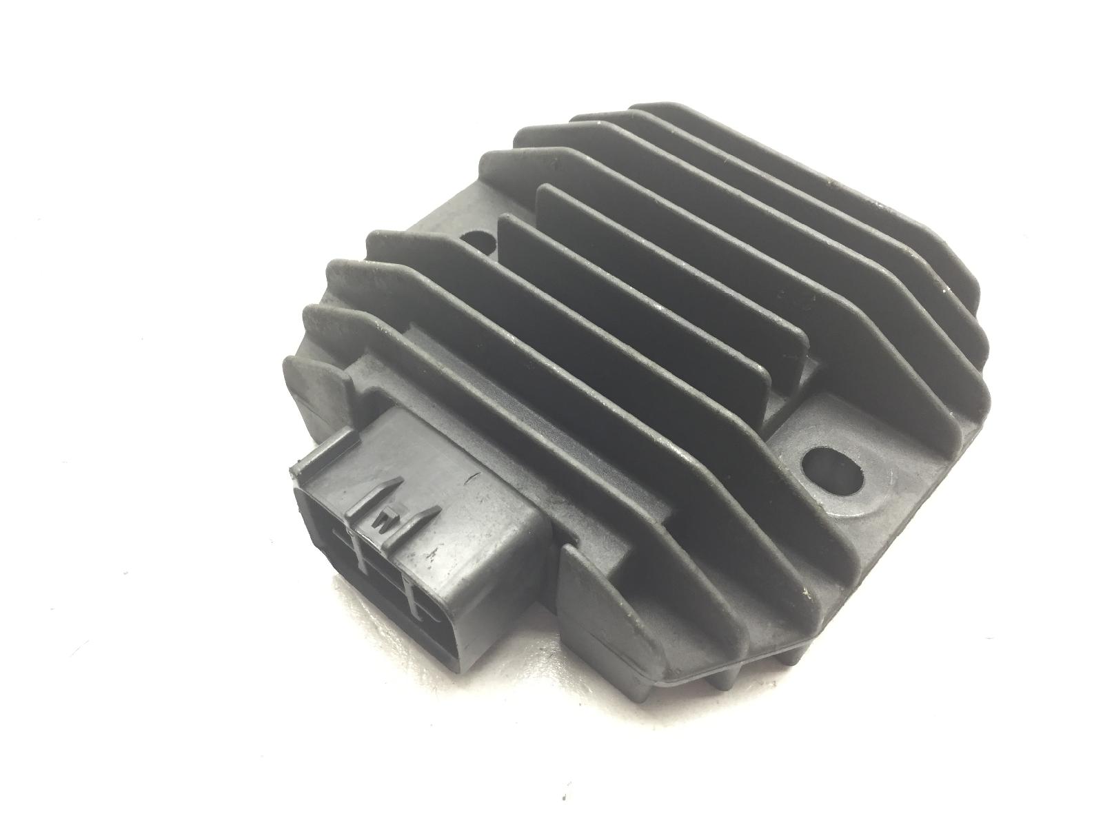 Yamaha x-city vp 250 regolatore di tensione 2007 2007 sg191