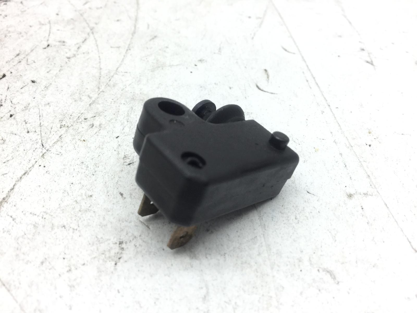 Yamaha x-city vp 250 sensore stop microstop freno anteriore destro 2007 2007 sg191