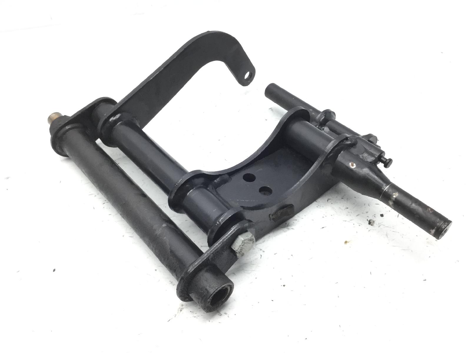 Piaggio x9 evolution 250 staffa supporto motore 2006 2006 m23000045