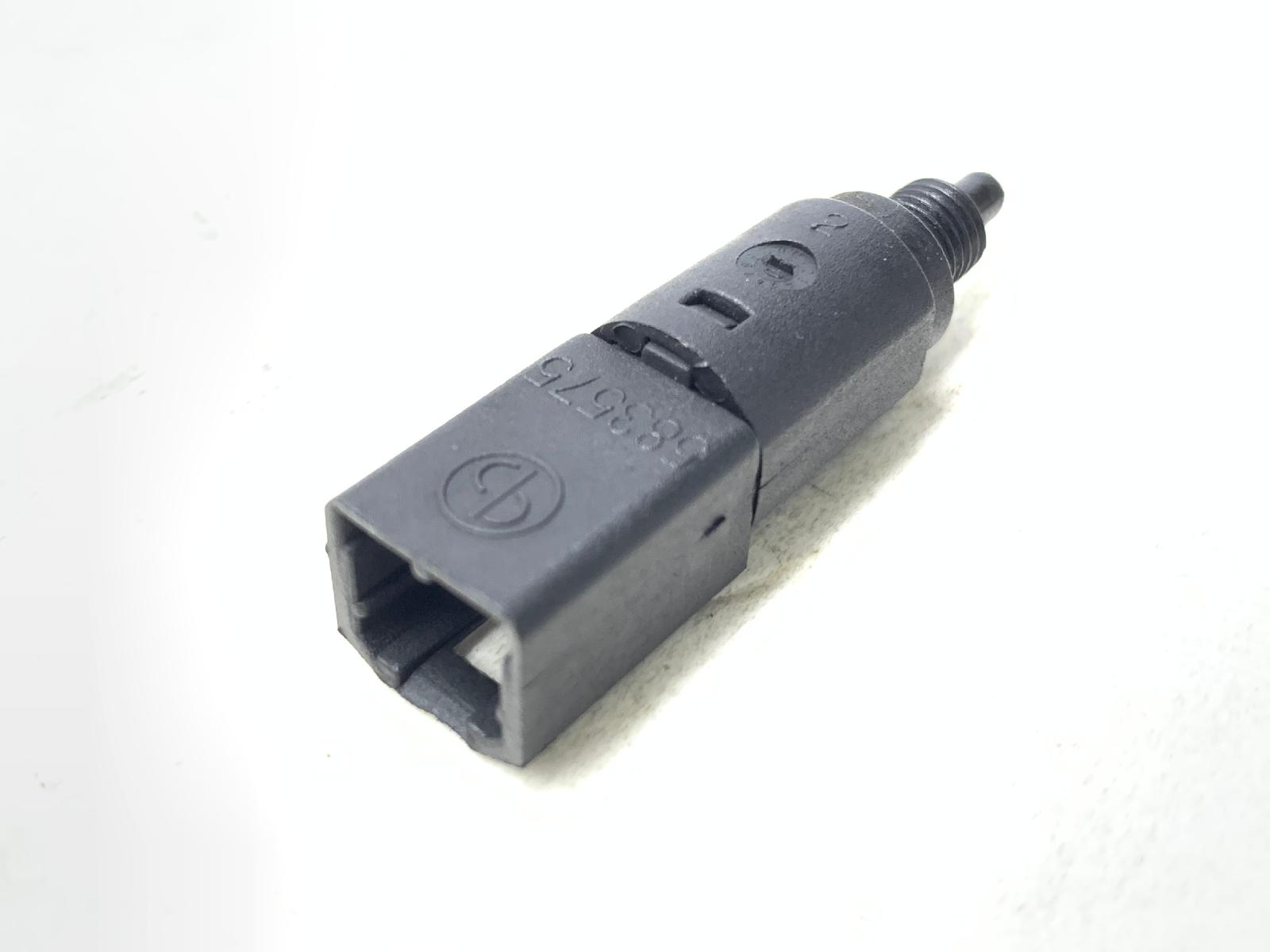 Piaggio x9 evolution 250 sensore stop microstop freno anteriore destro 2006 2006 m23000045