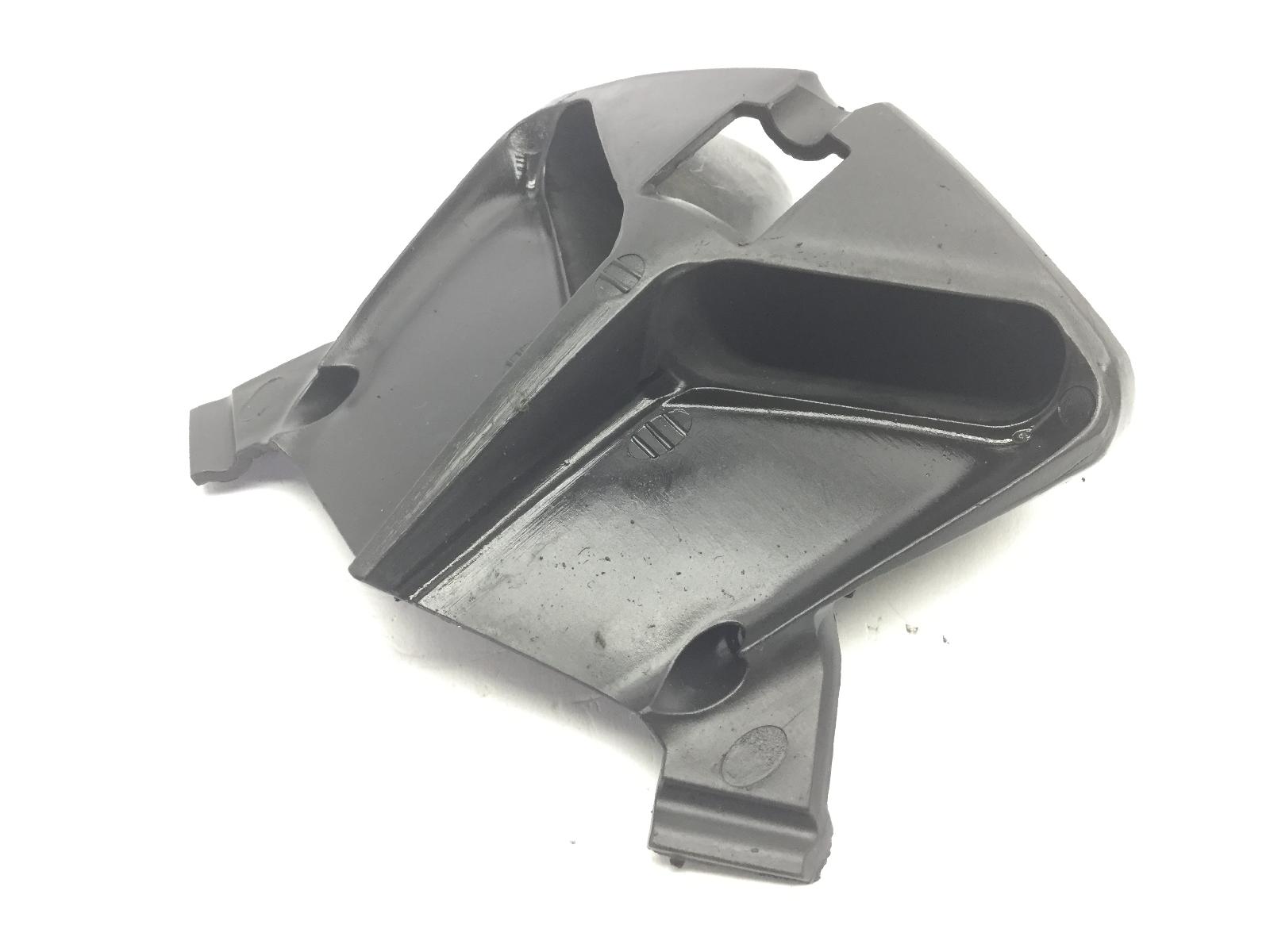 Malaguti f12 r phantom ac cinese 50 carena rifinitura scudo anteriore 2009 2010 zjm83020183....