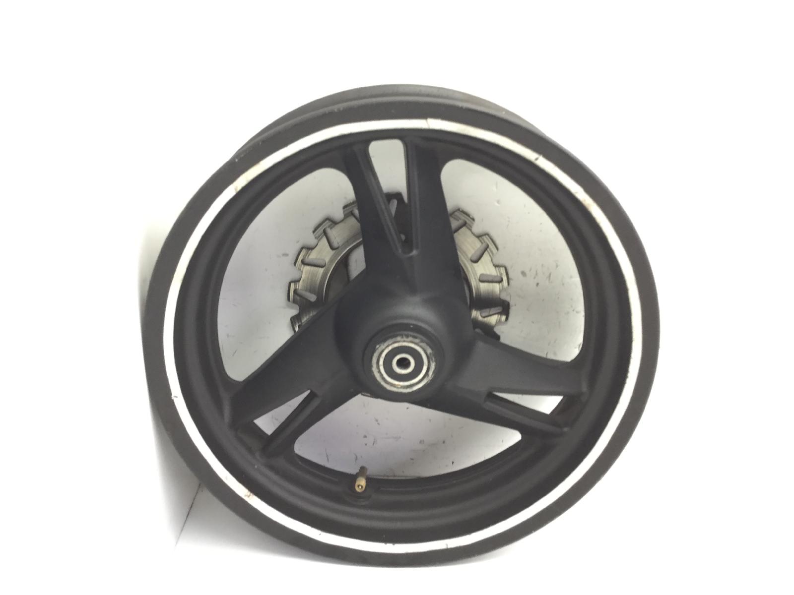Malaguti f12 r phantom ac cinese 50 cerchio ruota anteriore 13 x 3.00 2009 2010 zjm83020183....