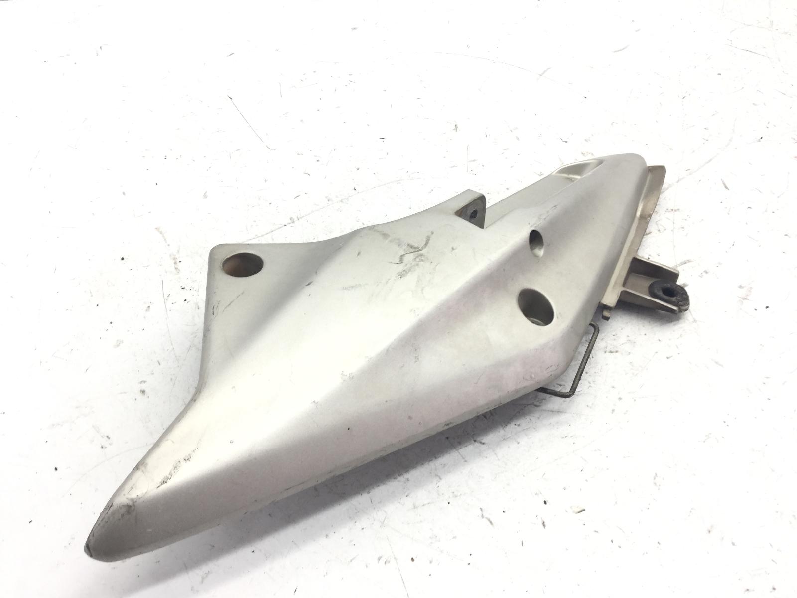 Honda silver wing 600 staffa supporto pedana passeggero destra 2001 2005 jh2pf01a