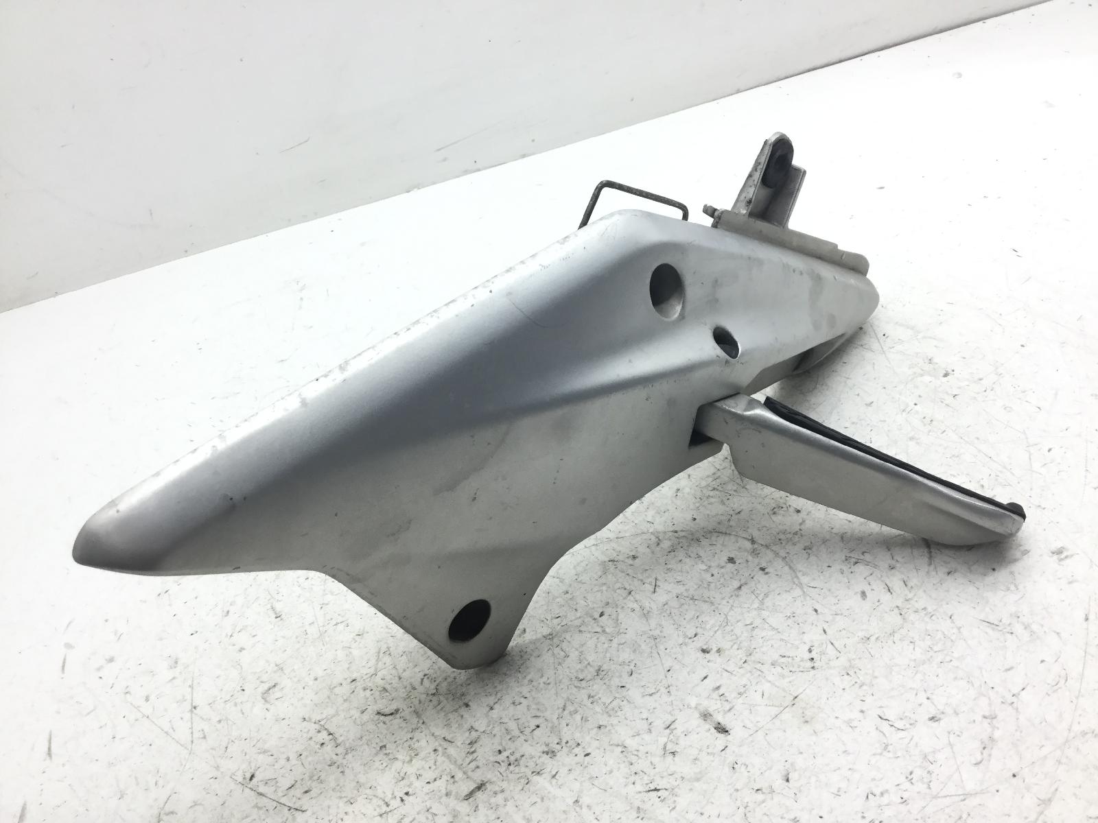 Honda silver wing 600 pedana posteriore poggiapiede sinistra e supporto 2001 2005 jh2pf01a32k