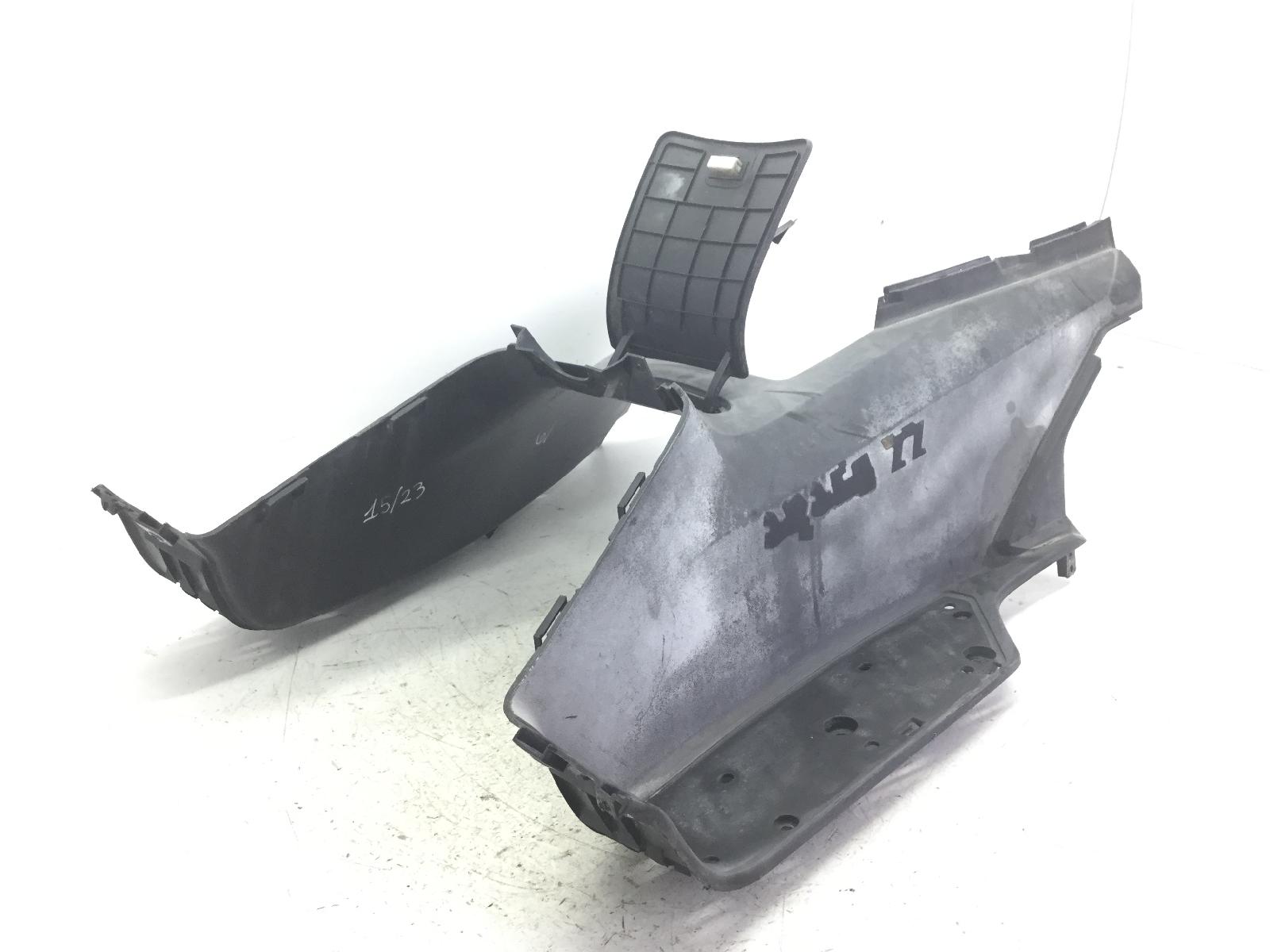Honda silver wing 600 carena pedana pavimento poggiapiedi e sportello 2001 2005 jh2pf01a21k