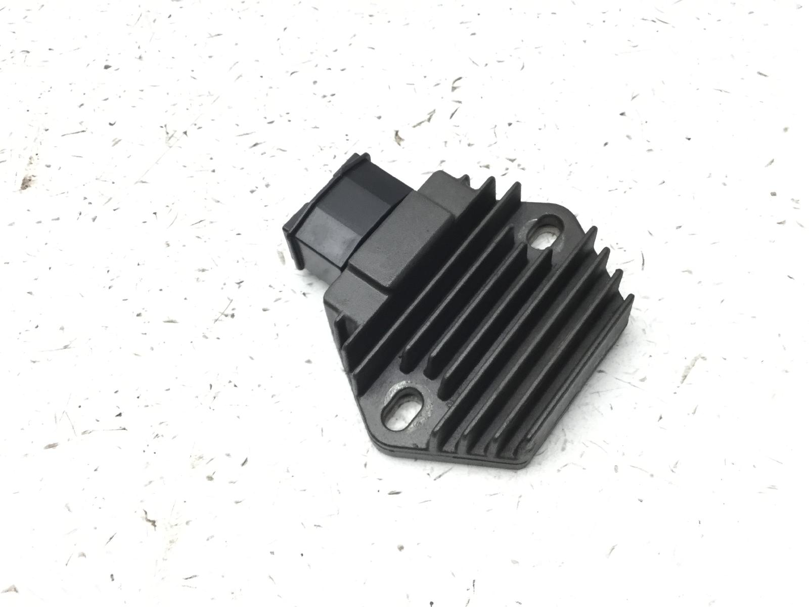 Suzuki intruder vl 250 regolatore di tensione 2000 2001 a5121