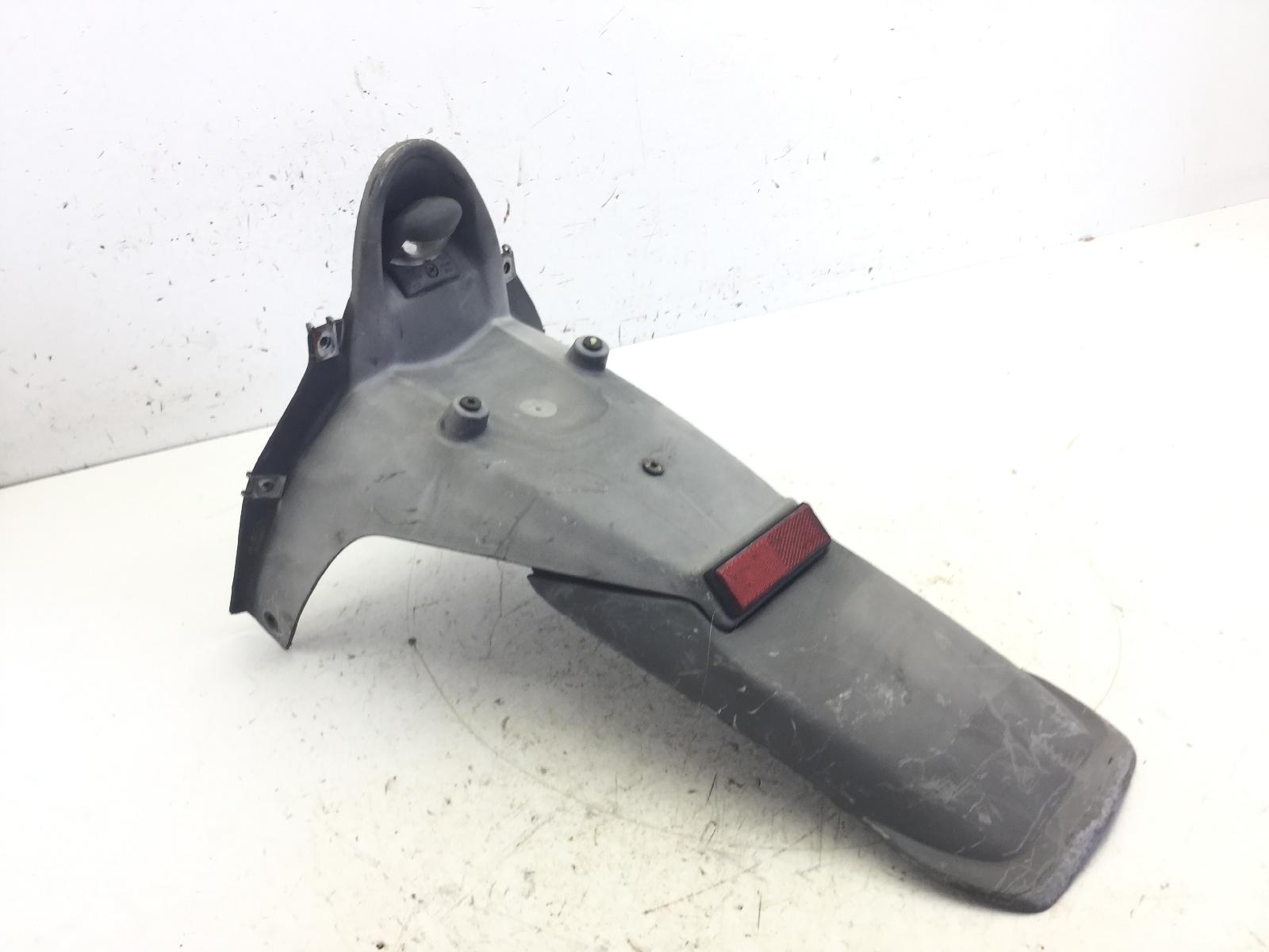 Aprilia leonardo 150 parafango posteriore portatarga e supporto luce 1999 2002 mba20