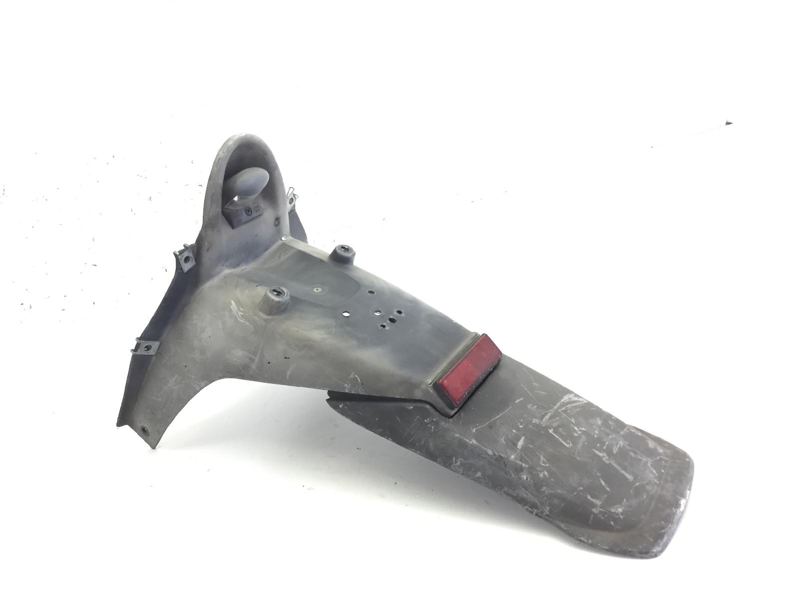 Aprilia leonardo 150 parafango portatarga posteriore e supporto luce 1999 2002 mba20