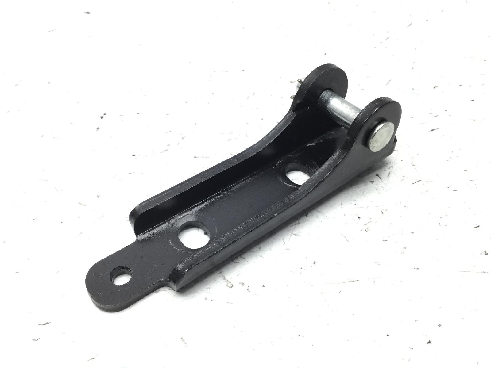 Piaggio mp3 yourban lt rl 300 supporto pedana posteriore destra 2017 2018 ta0100