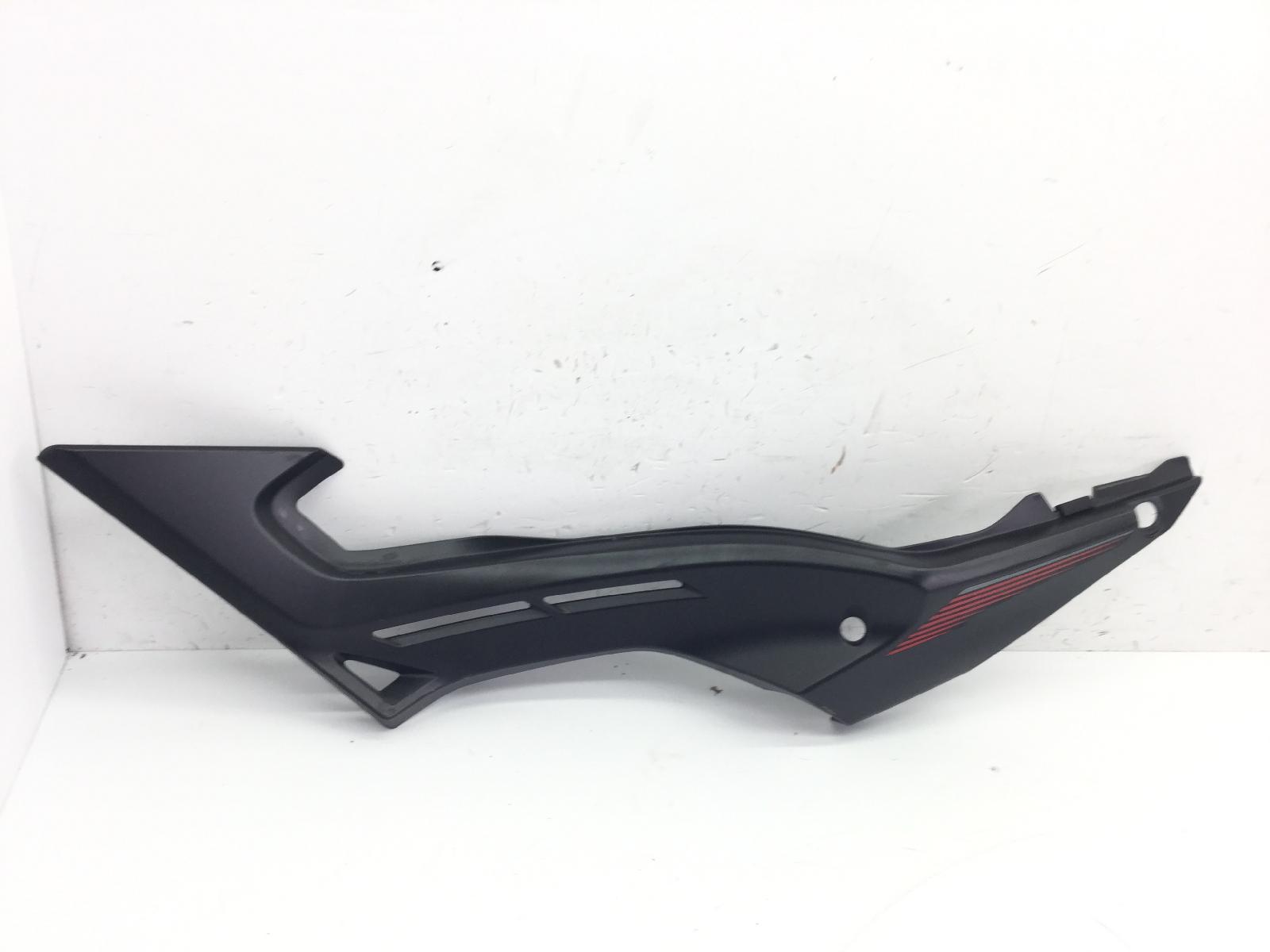 Honda cbr f 650 carena fianchetto posteriore sinistro 2017 2017 mlhrc96a