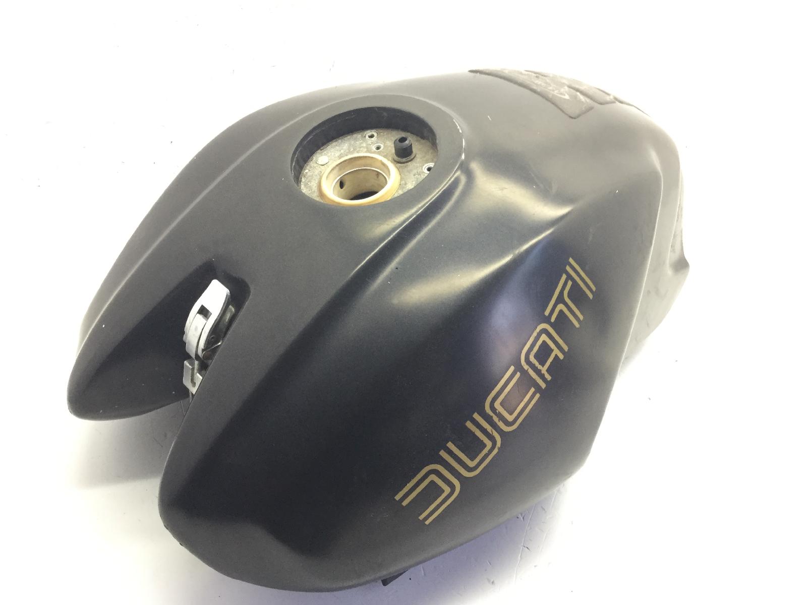Ducati monster 620 serbatoio benzina carburante 2006 2006