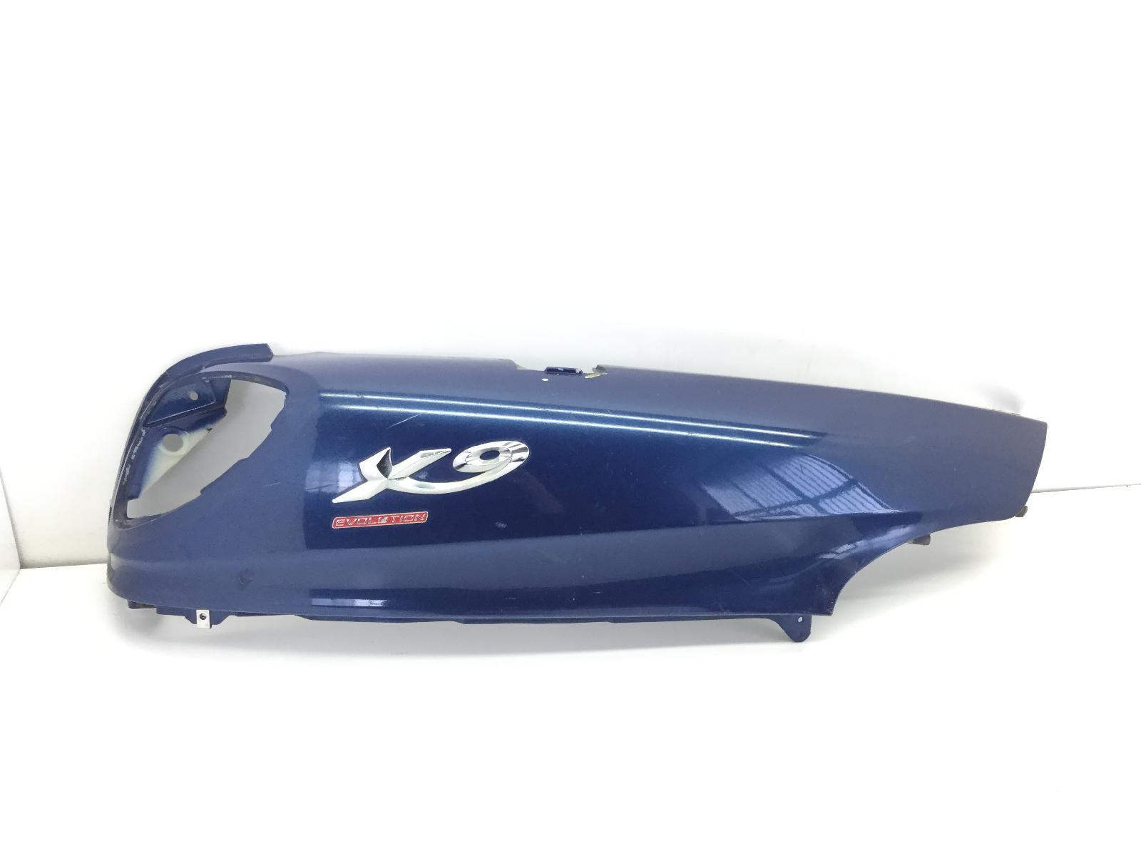 Piaggio x9 evolution 200 carena fiancata posteriore destra 2003 2003 m2300004