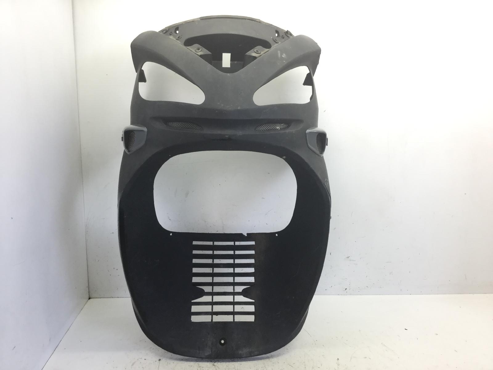 Malaguti madison s restyling 200 carena scudo anteriore - crepe e rottura 2002 2002 650000